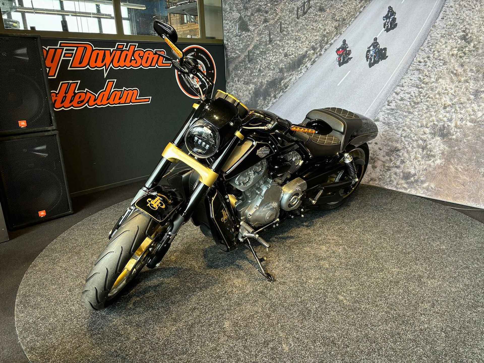 Harley-Davidson VRSCF V-Rod Muscle - 13/13