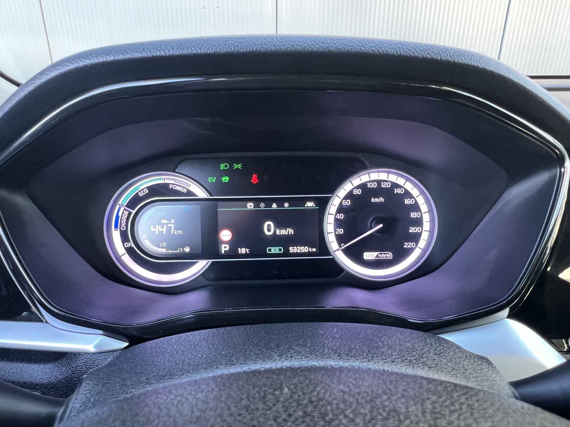 Kia Niro 1.6 Hybrid 140pk DynamicLine Automaat | Leder | Carplay | Camera | Climate | Navigatie | Parkeersensoren | Adapt. Cruisecontrol - 19/28