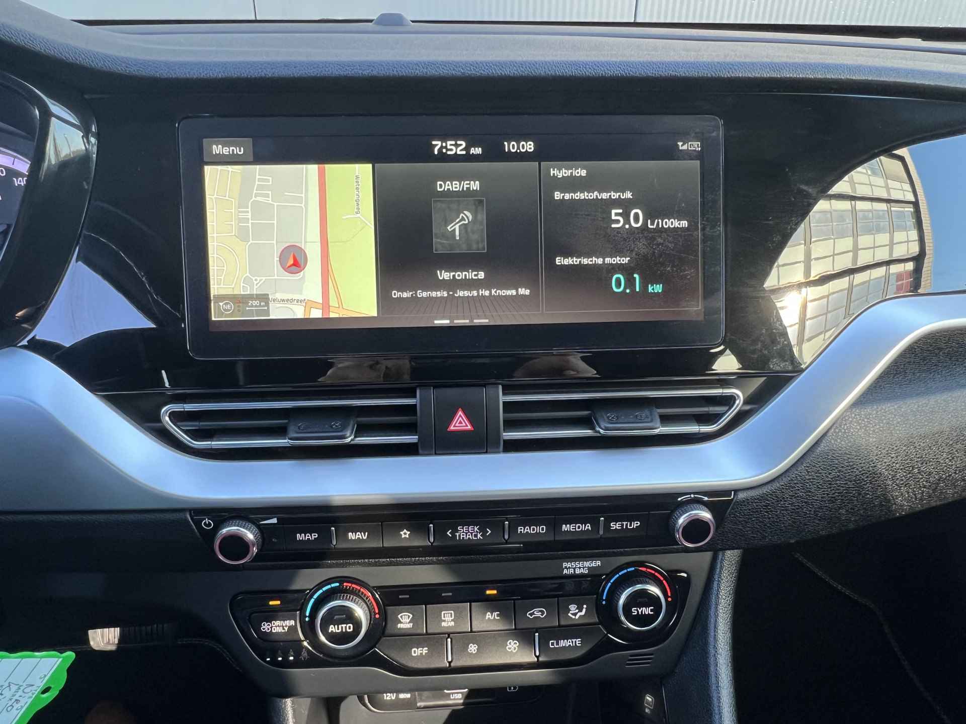 Kia Niro 1.6 Hybrid 140pk DynamicLine Automaat | Leder | Carplay | Camera | Climate | Navigatie | Parkeersensoren | Adapt. Cruisecontrol - 24/28