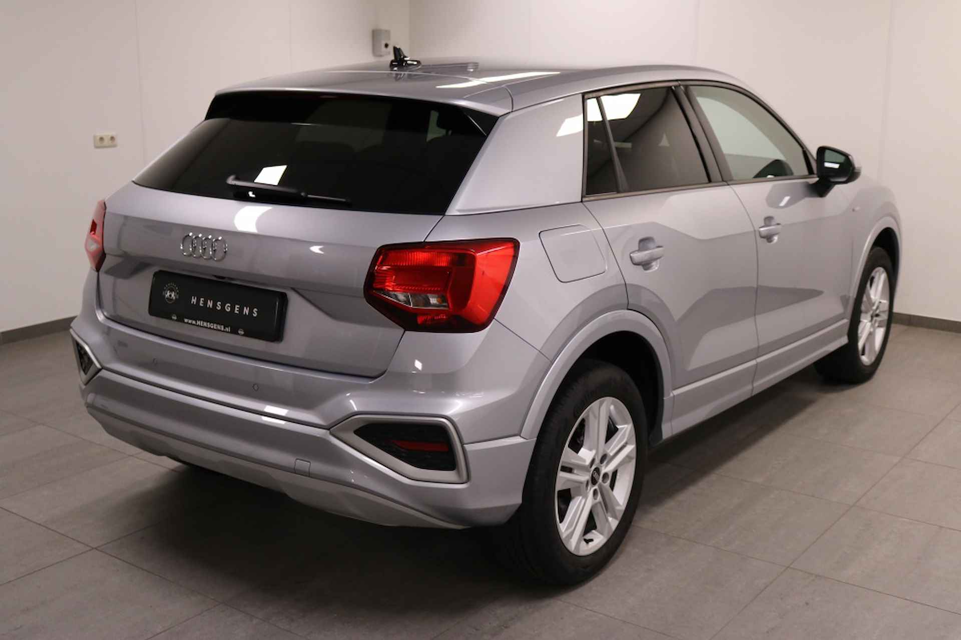 Audi Q2 35 TFSI S edition | Leder | Camera - 3/32