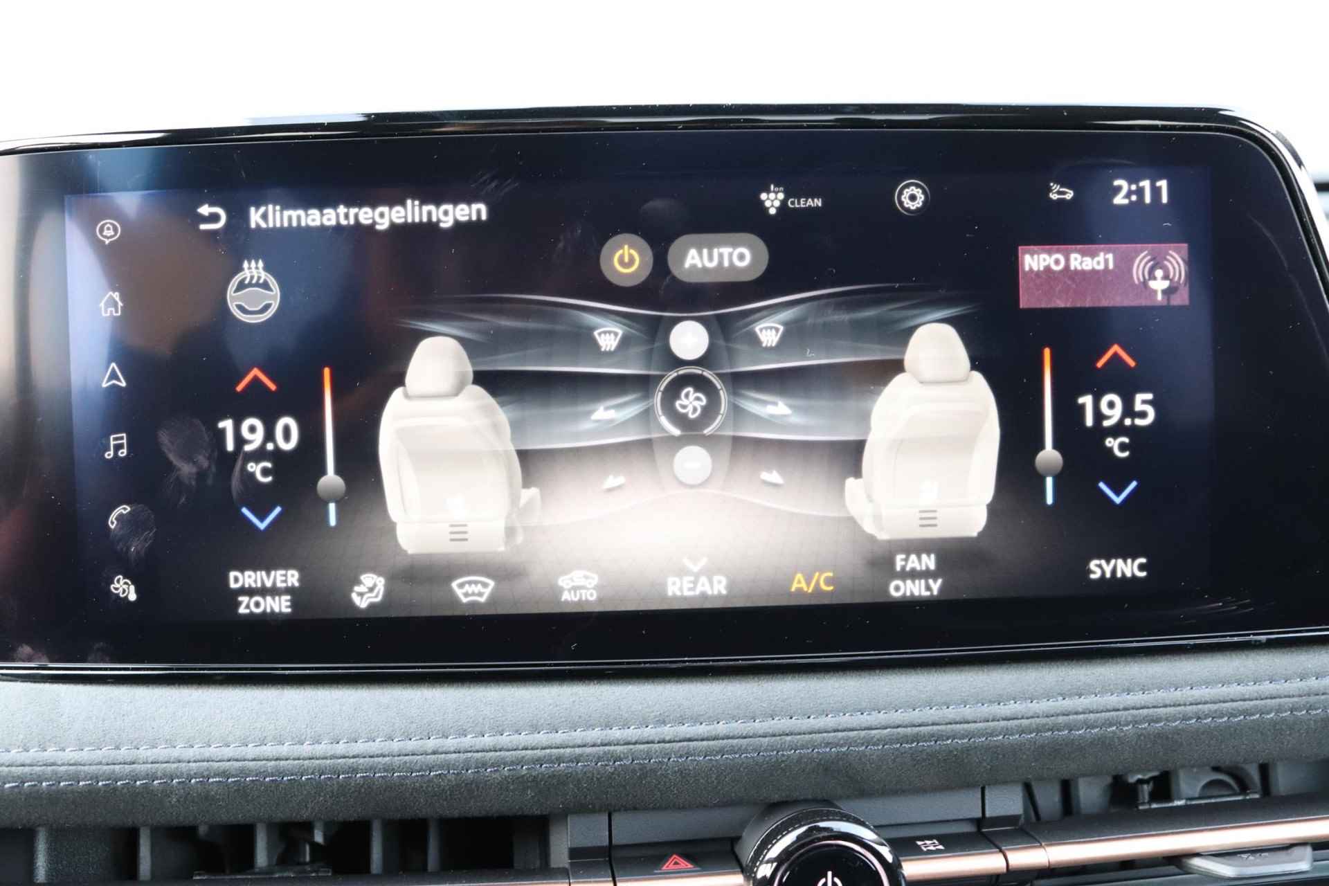 Nissan Ariya 66 kWh Evolve |20-inch L.M.Velgen| 22KW Lader| Parelmoer lak| Apple/Android-auto| Head-up display| verwarmde stoelen/stuur/voorruit| - 13/49