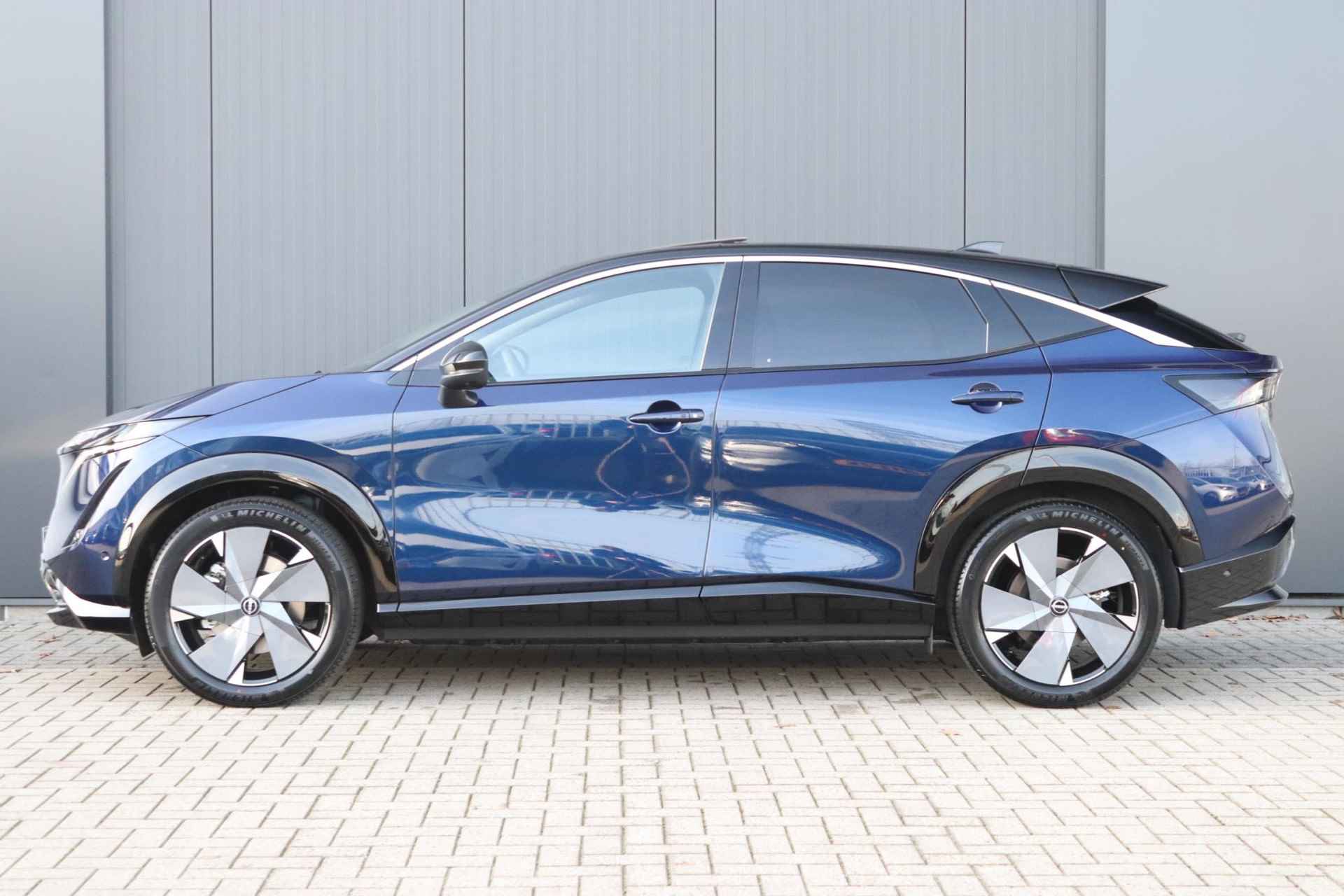 Nissan Ariya 66 kWh Evolve |20-inch L.M.Velgen| 22KW Lader| Parelmoer lak| Apple/Android-auto| Head-up display| verwarmde stoelen/stuur/voorruit| - 20/49