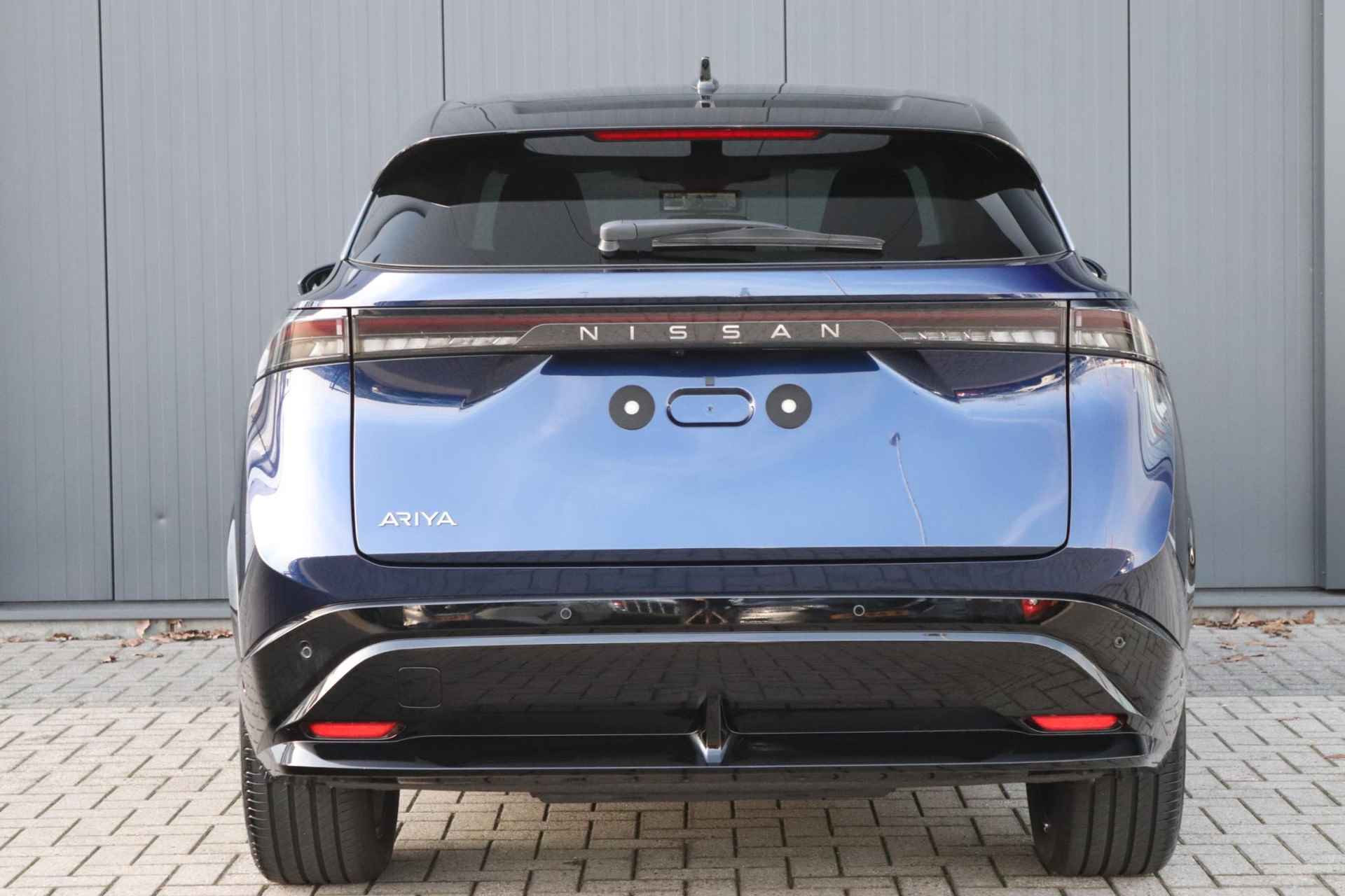 Nissan Ariya 66 kWh Evolve |20-inch L.M.Velgen| 22KW Lader| Parelmoer lak| Apple/Android-auto| Head-up display| verwarmde stoelen/stuur/voorruit| - 21/49