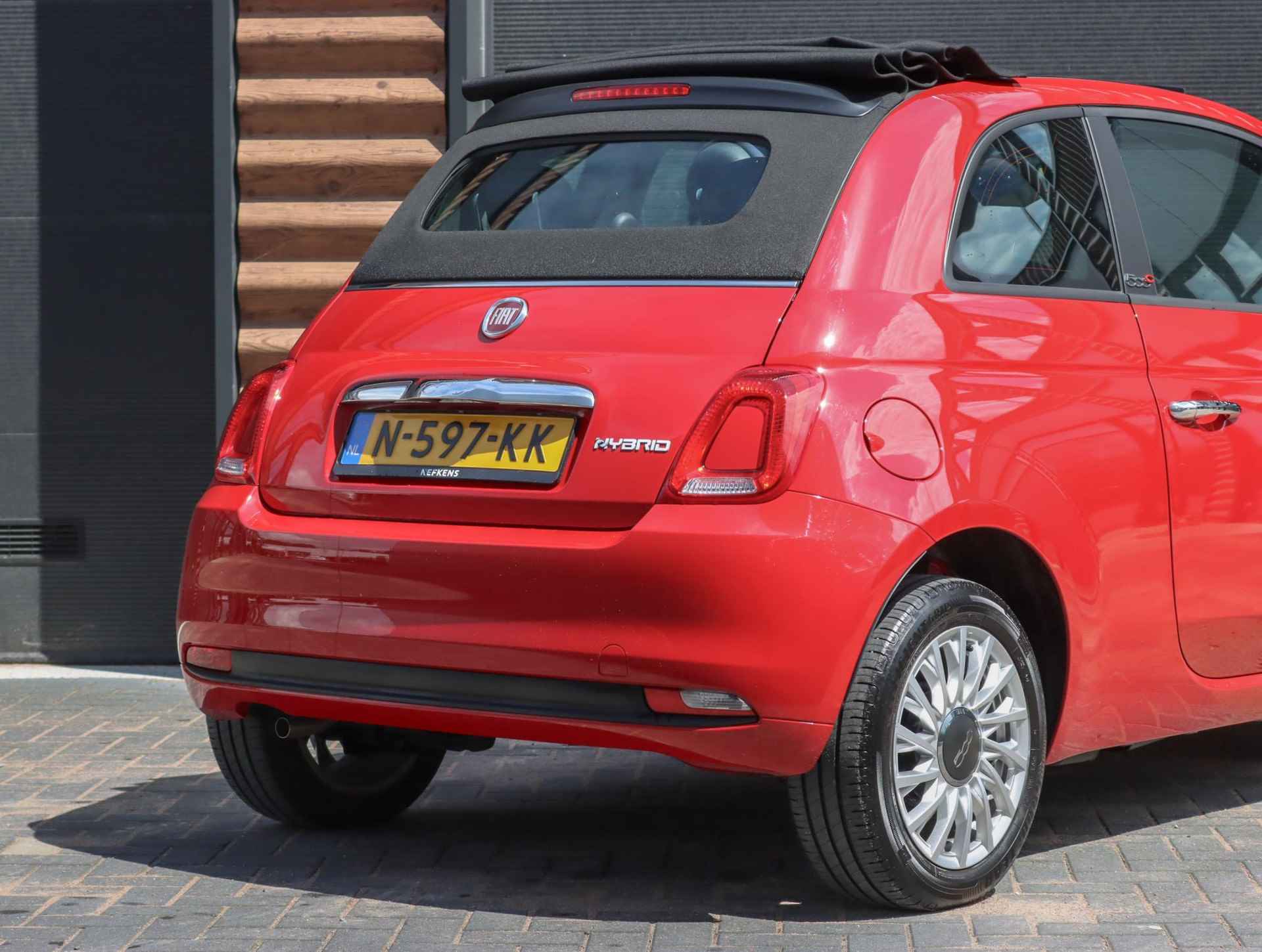 Fiat 500 C 69pk Hybrid Cult (1ste eig./Airco/NAV./AppleCarPlay/LMV/ALLseason/NL auto!/GOED ondh.) - 42/44