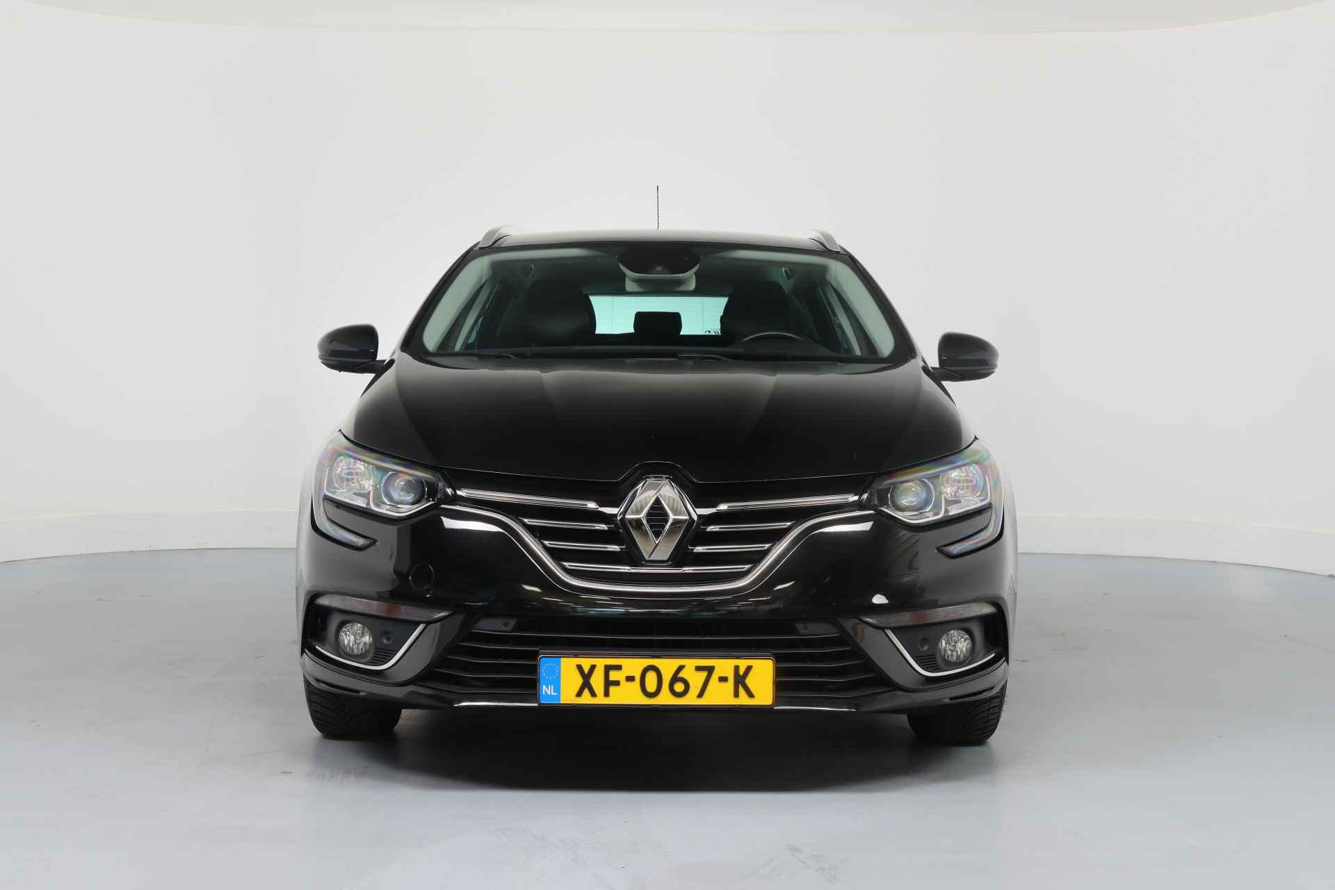 Renault Mégane Estate 1.2 TCe Série Signature Exclusiv Automaat | Camera | Trekhaak | Clima | Navi | Parkeersensoren V+A | BLIS | Half Leder | Lichtme - 2/37