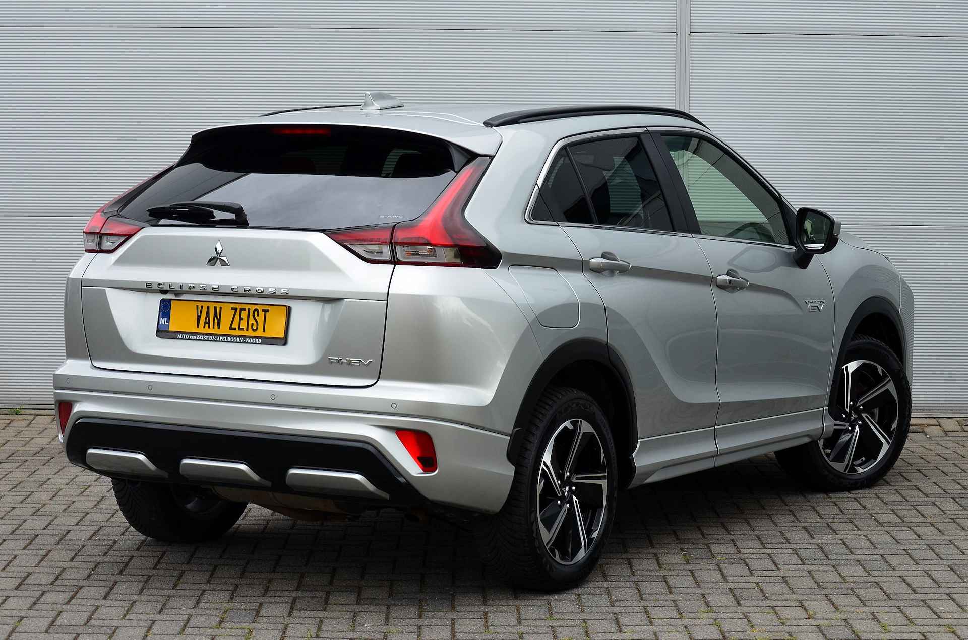 Mitsubishi Eclipse Cross PHEV 2.4 EXECUTIVE 4WD | PLUG IN HYBRID | ALL SEASON BANDEN | ADAPTIEF CRUISE | TREKHAAK 1500KG | FABRIEKGARANTIE TOT 28-12-2031* | ALL-IN RIJKLAARPRIJS - 3/48