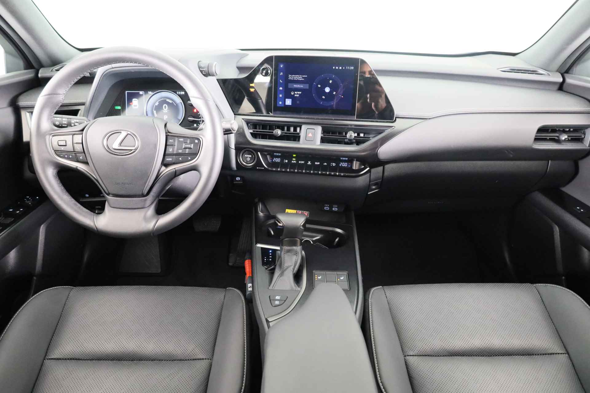 Lexus UX 250h Luxury Line | Head up Display | Stoelverwarming | - 6/45