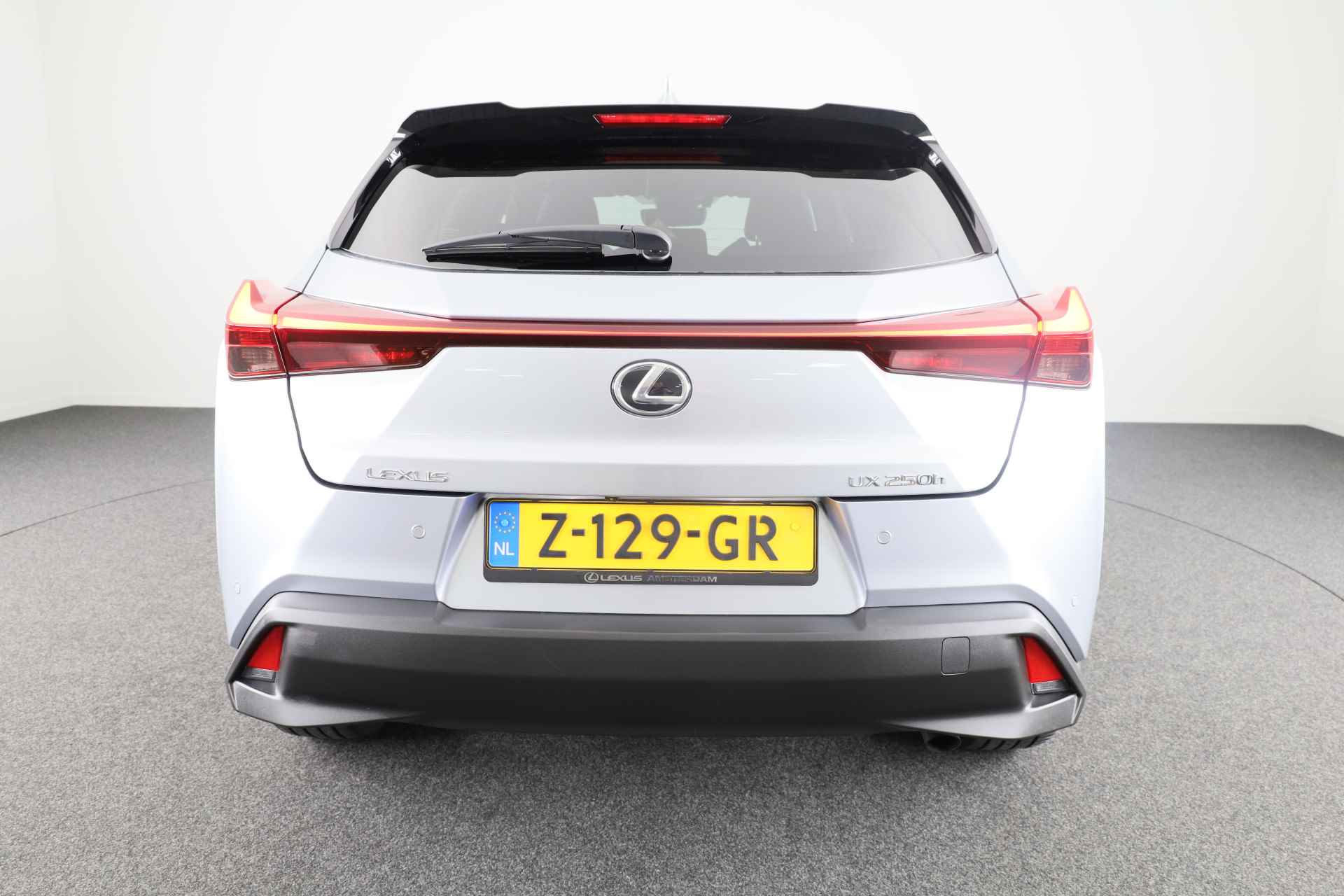 Lexus UX 250h Luxury Line | Head up Display | Stoelverwarming | - 42/45