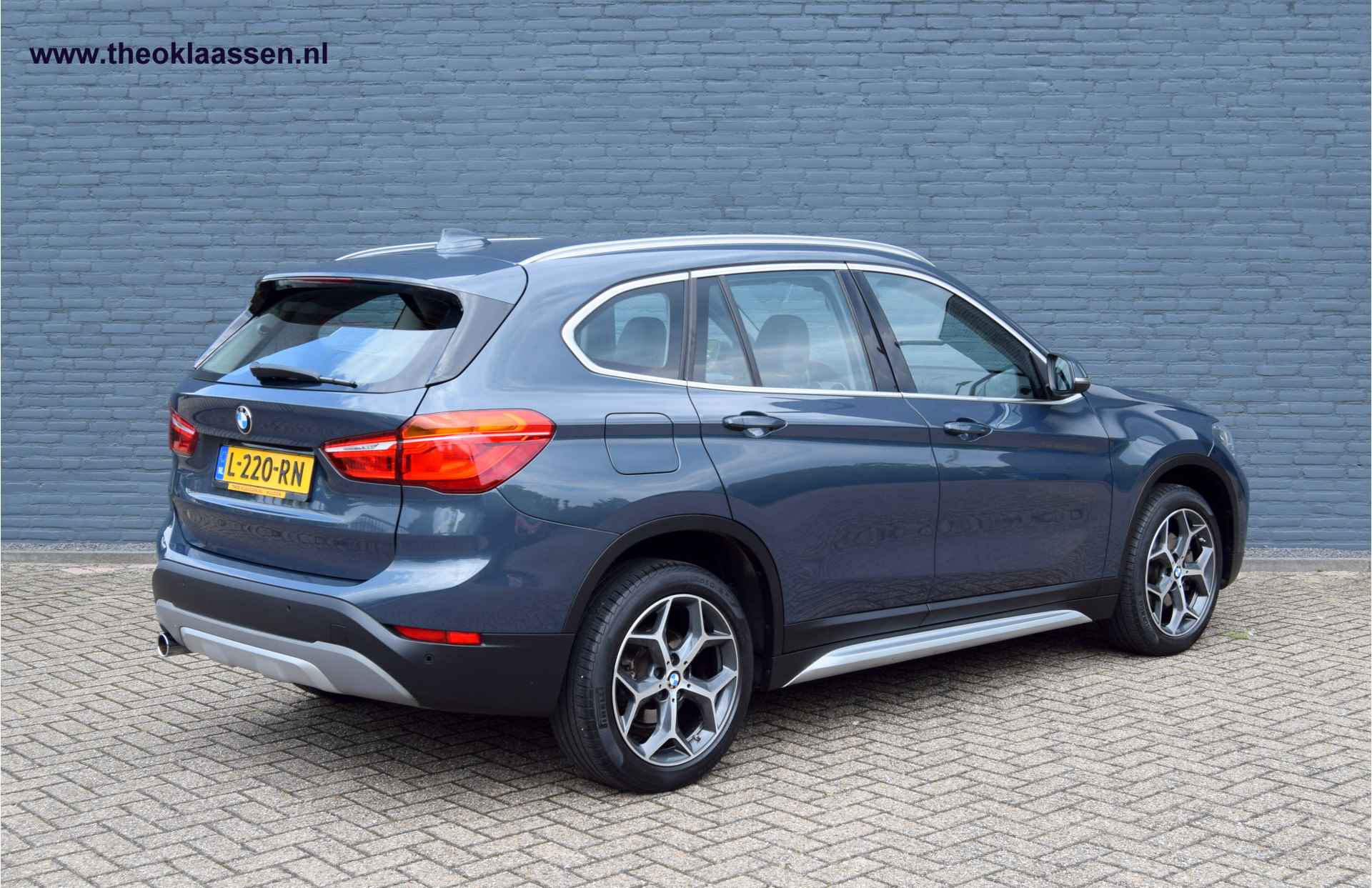 BMW X1 sDrive18i High Executive X-Line Automaat - 8/37