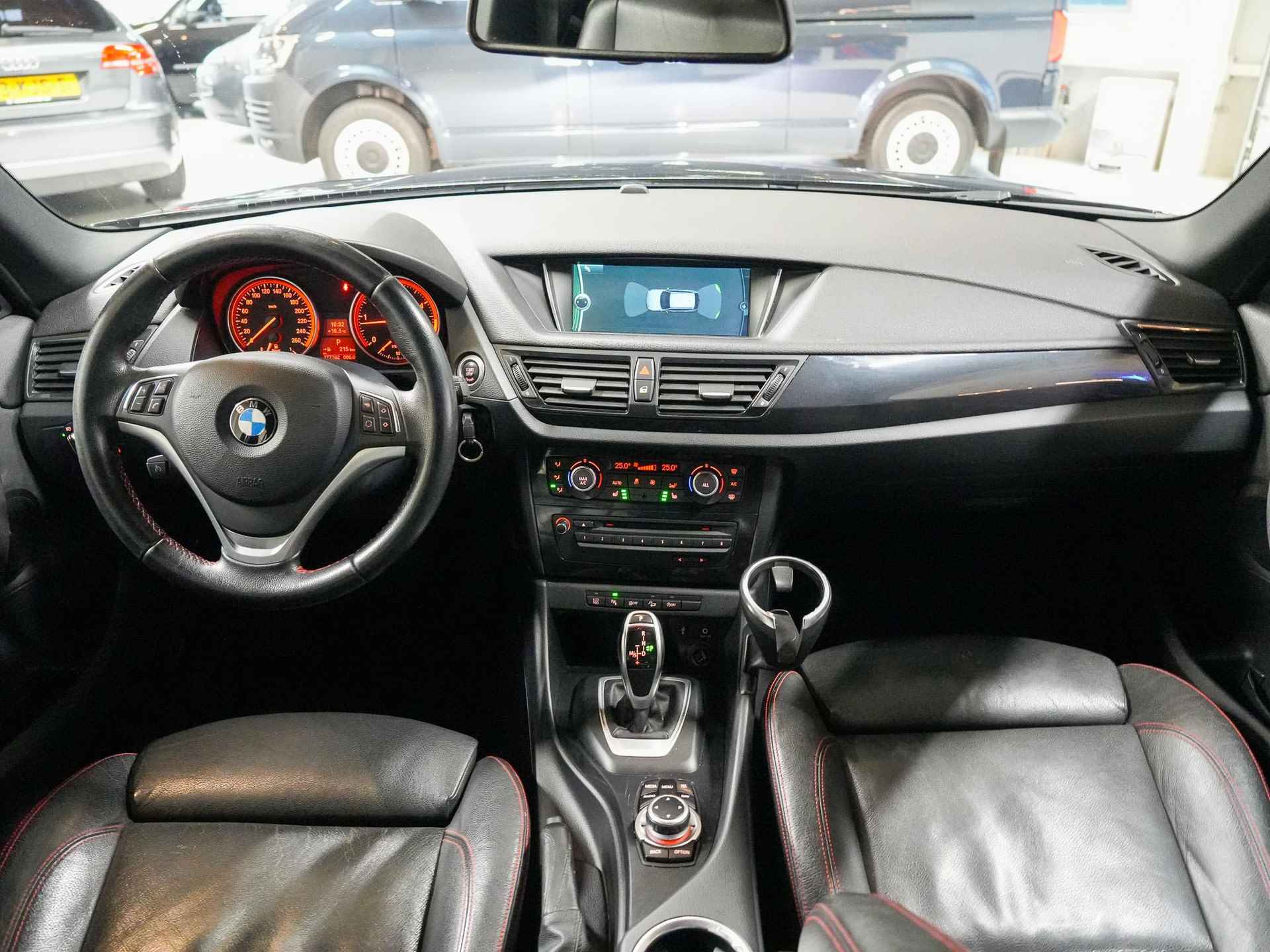 BMW X1 xDrive25d High Executive Uniek!! - 29/35