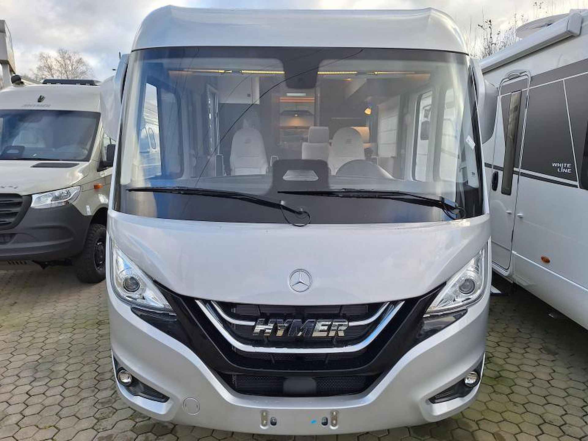 Hymer BMC-I 680 - AUTOMAAT - NOCE COGNAC - 5/25