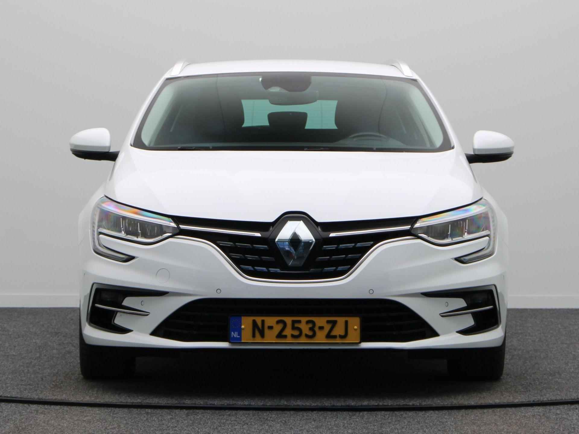 Renault Mégane Estate E-Tech Plug-In Hybrid 160 R.S. Line | BOSE Premium audio | Achteruitrijcamera | Parkeersensoren voor/achter | Head up Display - 7/53