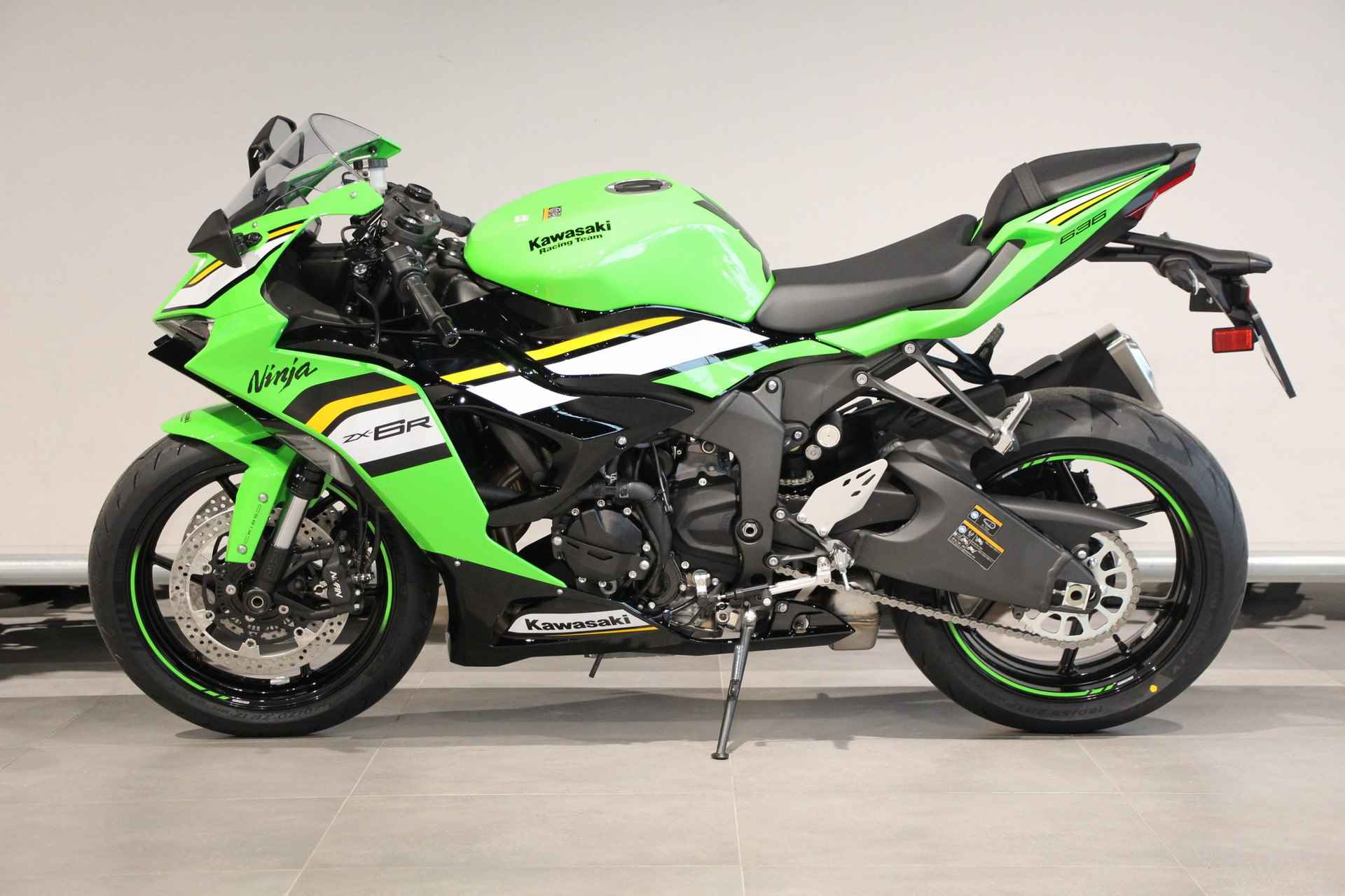 Kawasaki ZX-6 R - 5/15