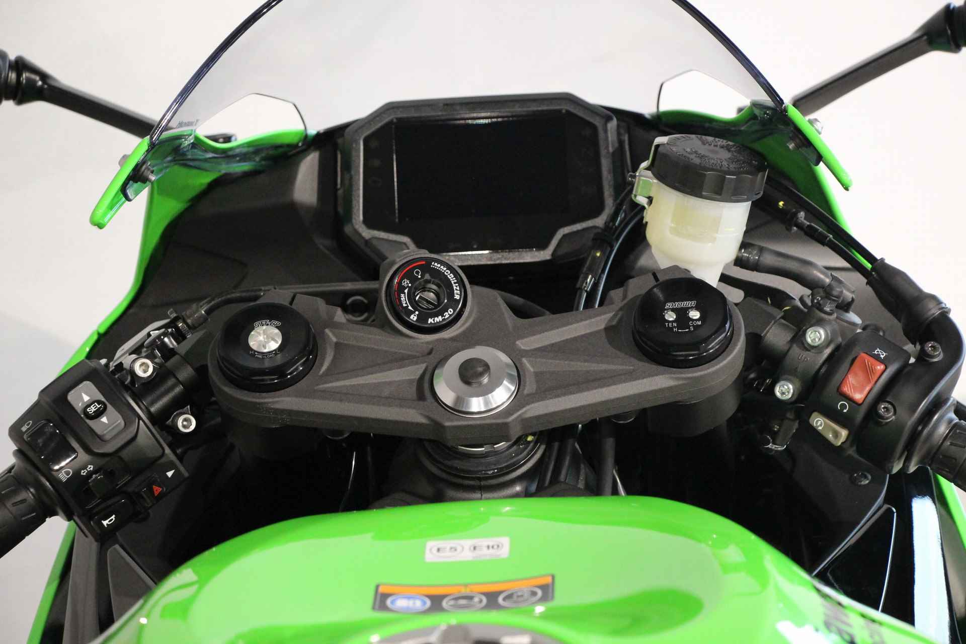 Kawasaki ZX-6 R - 14/15