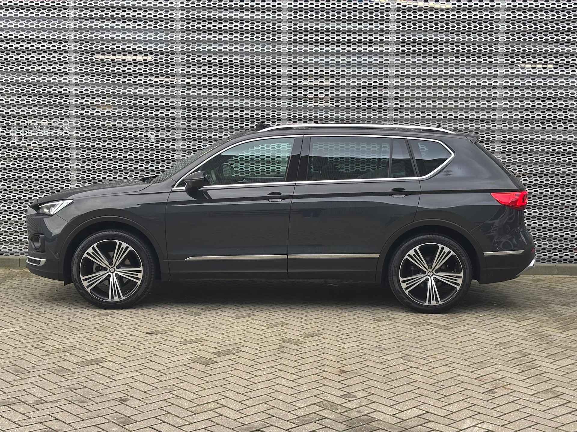 SEAT Tarraco 1.5 TSI 150pk Xcellence 7p. / 7 Persoons / Panoramadak / Digitale Cockpit / LED / Achteruitrijcamera / 20" LMV - 6/27