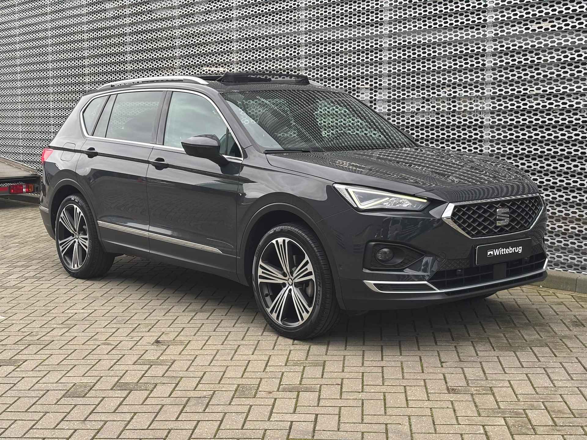 SEAT Tarraco 1.5 TSI 150pk Xcellence 7p. / 7 Persoons / Panoramadak / Digitale Cockpit / LED / Achteruitrijcamera / 20" LMV - 22/27