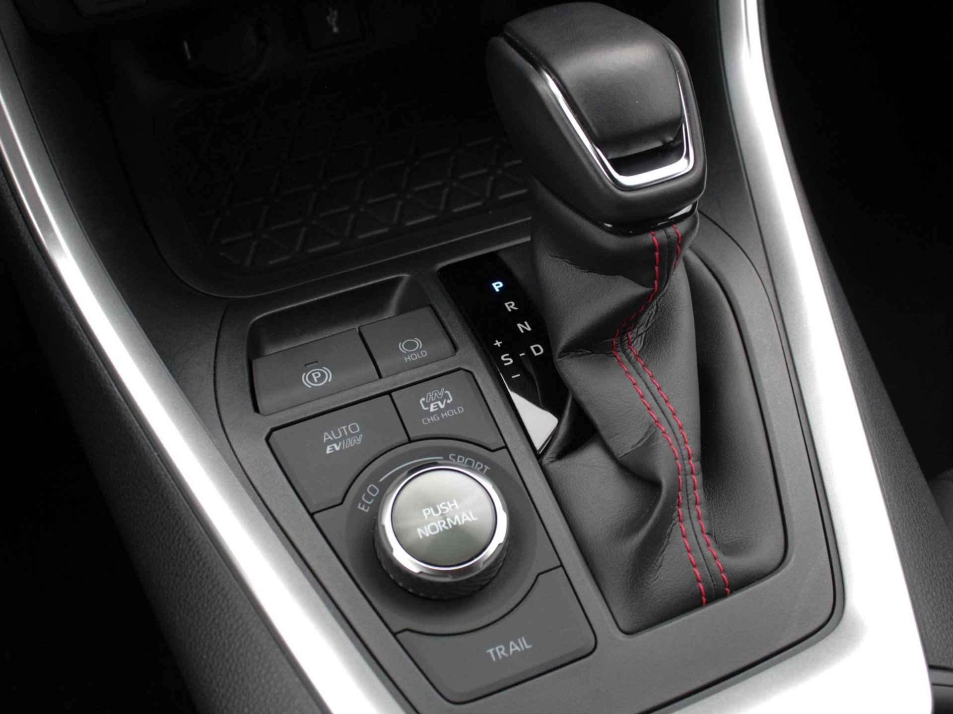 Toyota RAV4 2.5 Plug-in Hybrid Style Automaat | Adap. Cruise | Clima | Camera | Lm-Velgen - 15/34