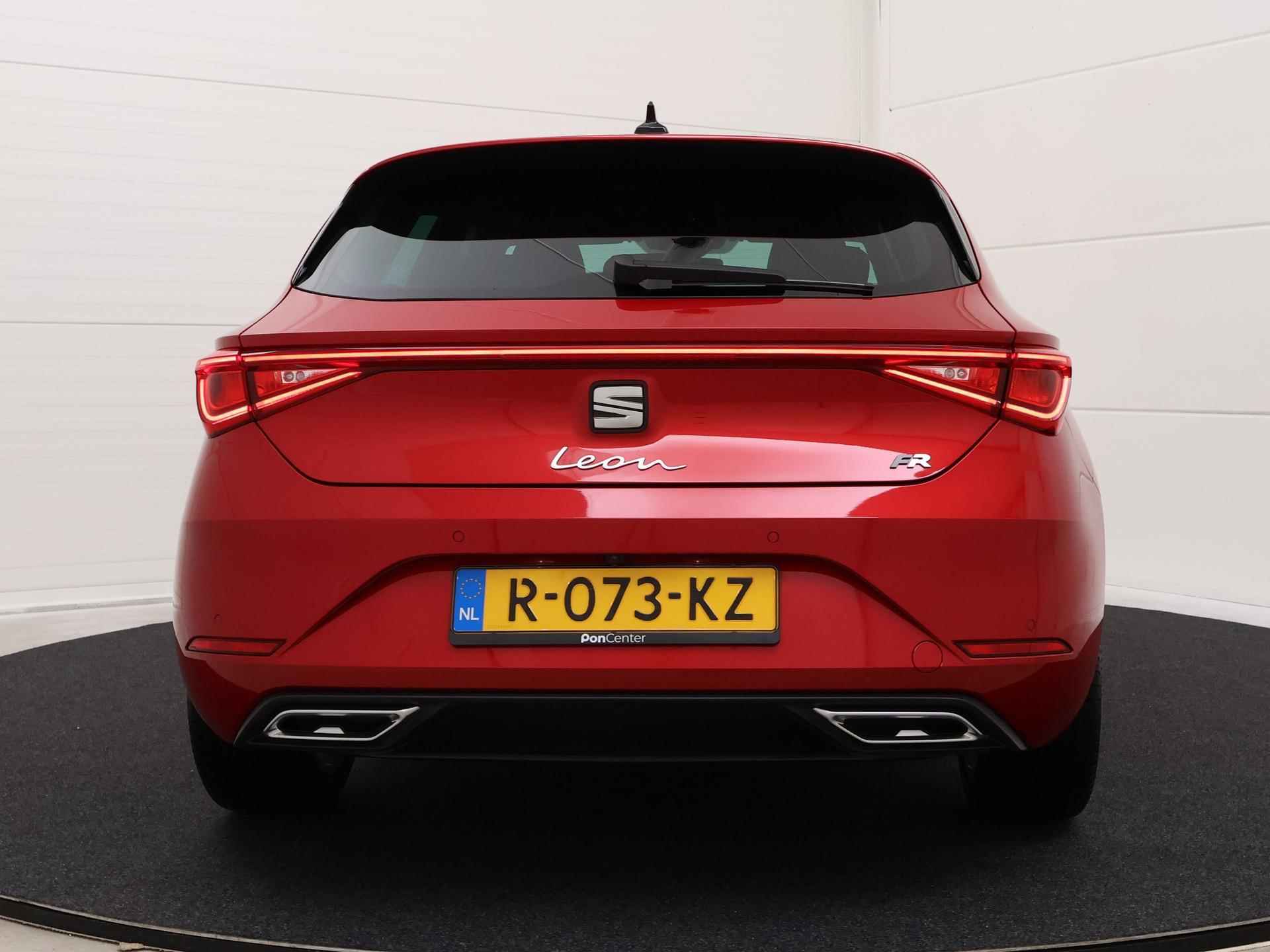 SEAT Leon 1.0 eTSI 110 PK DSG FR Business Intense | Apple CarPlay | Camera | ACC | LED | Getint Glas | Navi | - 7/15