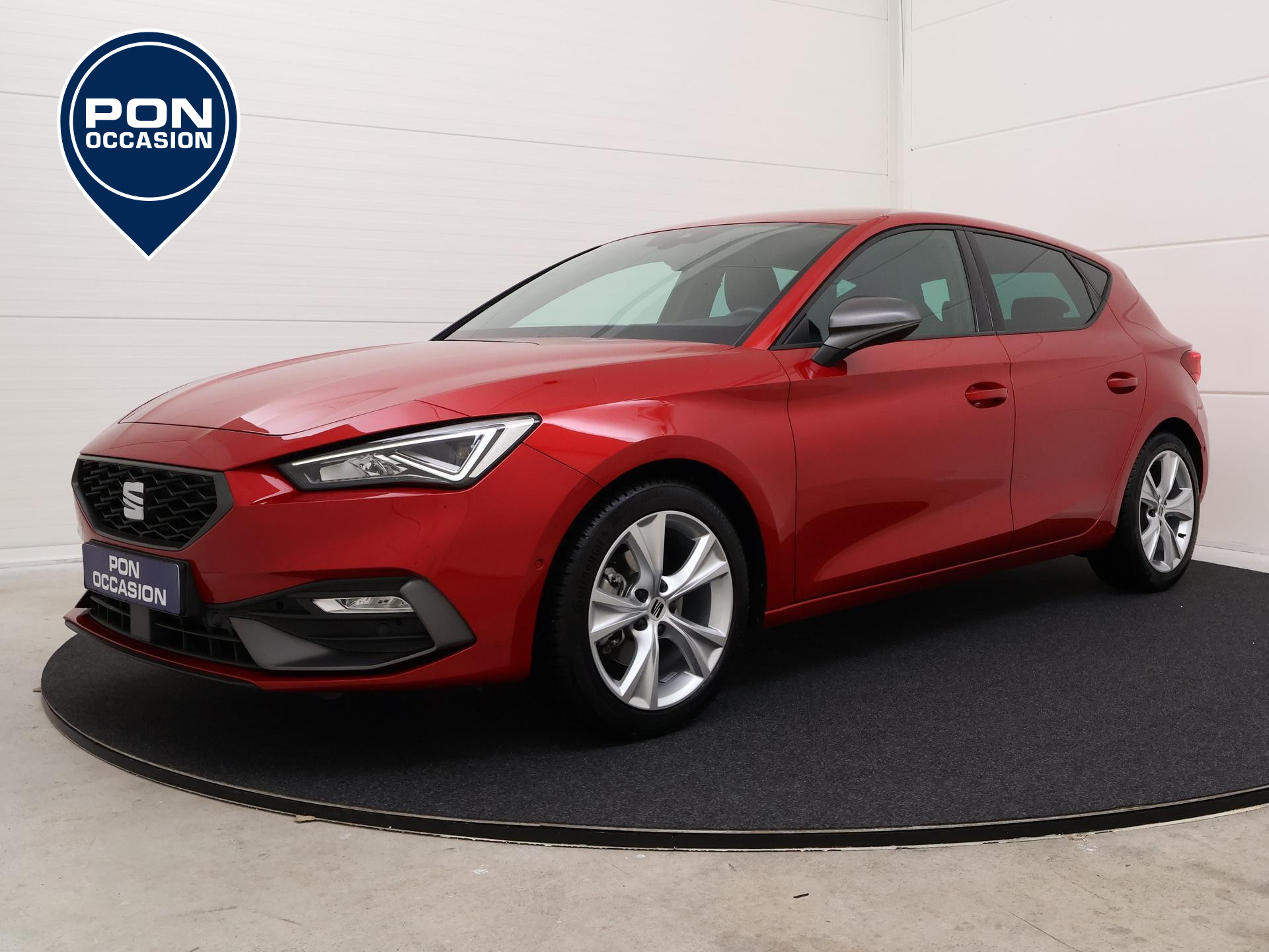 SEAT Leon 1.0 eTSI 110 PK DSG FR Business Intense | Apple CarPlay | Camera | ACC | LED | Getint Glas | Navi |