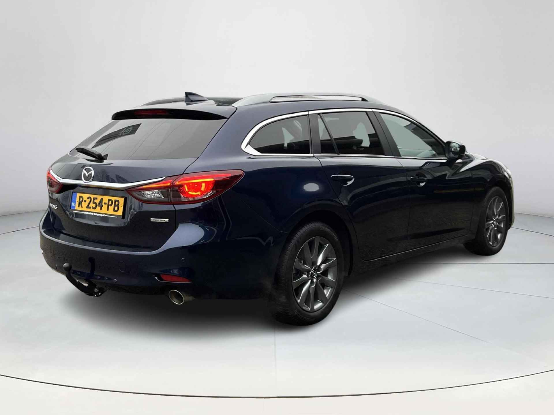 Mazda 6 Sportbreak 2.0 SkyActiv-G 165 Business Automaat | Rijklaarprijs! | Trekhaak 1500kg! | Leder + Stoel & stuur verwarming | Adaptive CC | 360 Camera | Stoelventilatie | Incl 36 mnd Bovag garantie! | - 6/29