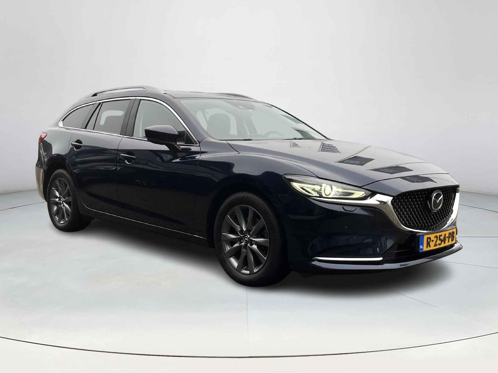 Mazda 6 Sportbreak 2.0 SkyActiv-G 165 Business Automaat | Rijklaarprijs! | Trekhaak 1500kg! | Leder + Stoel & stuur verwarming | Adaptive CC | 360 Camera | Stoelventilatie | Incl 36 mnd Bovag garantie! | - 8/29