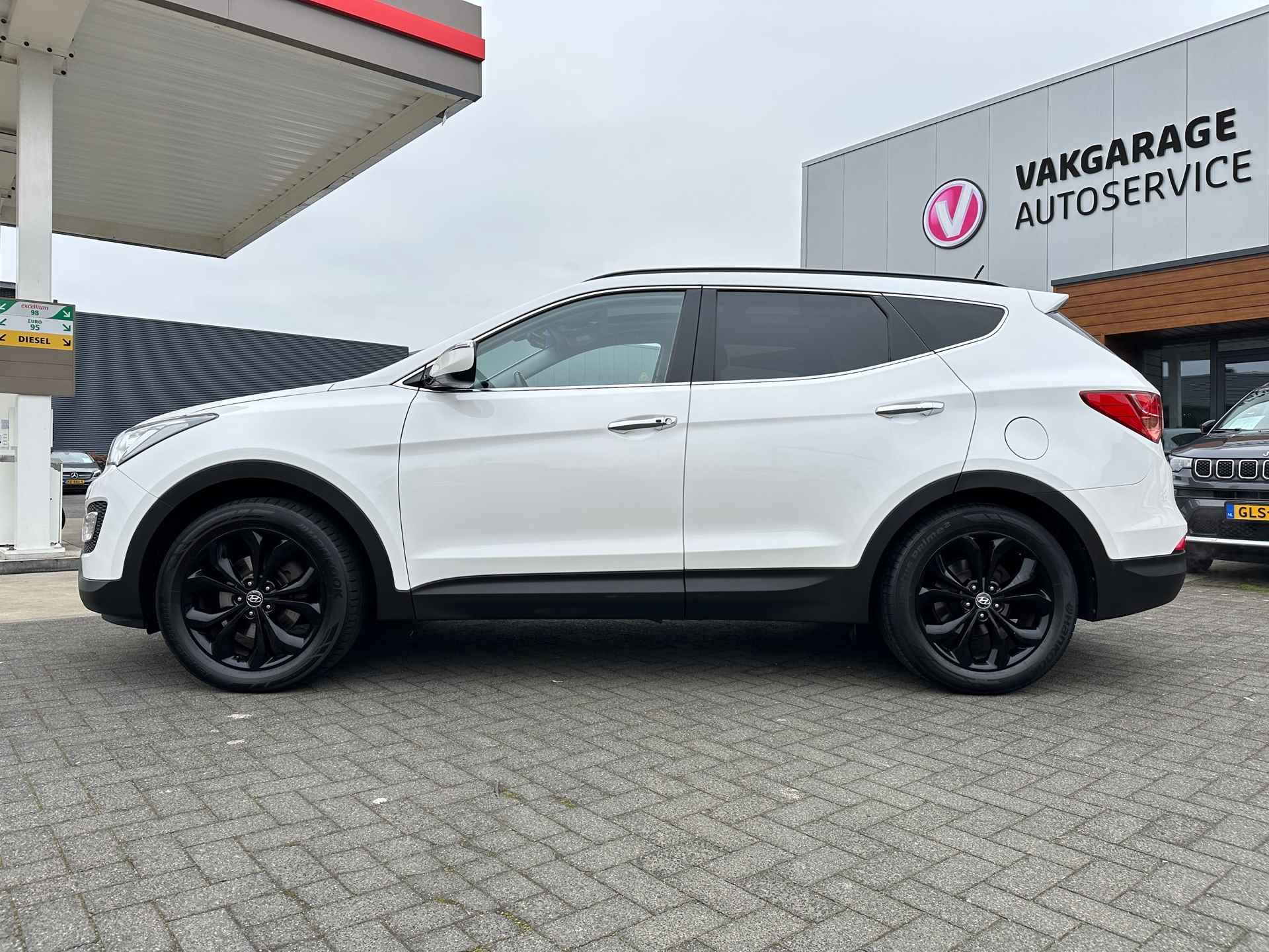 Hyundai Santa Fe 2.4i GDI i-Catcher|2500kg trekgew|Trekhaak|Panoramadak|Stoelverw voor en achter|Camera - 3/41