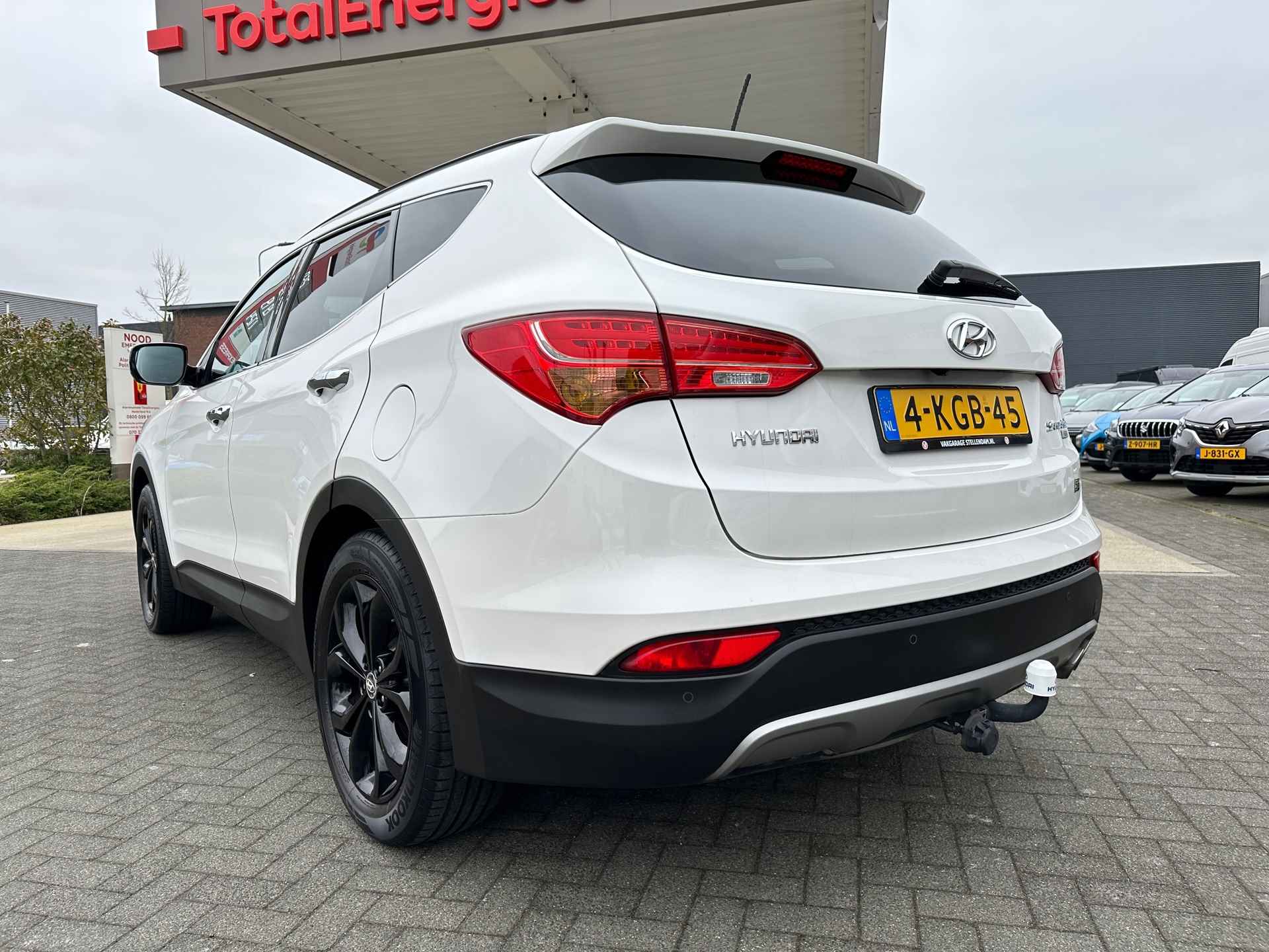 Hyundai Santa Fe 2.4i GDI i-Catcher|2500kg trekgew|Trekhaak|Panoramadak|Stoelverw voor en achter|Camera - 4/41