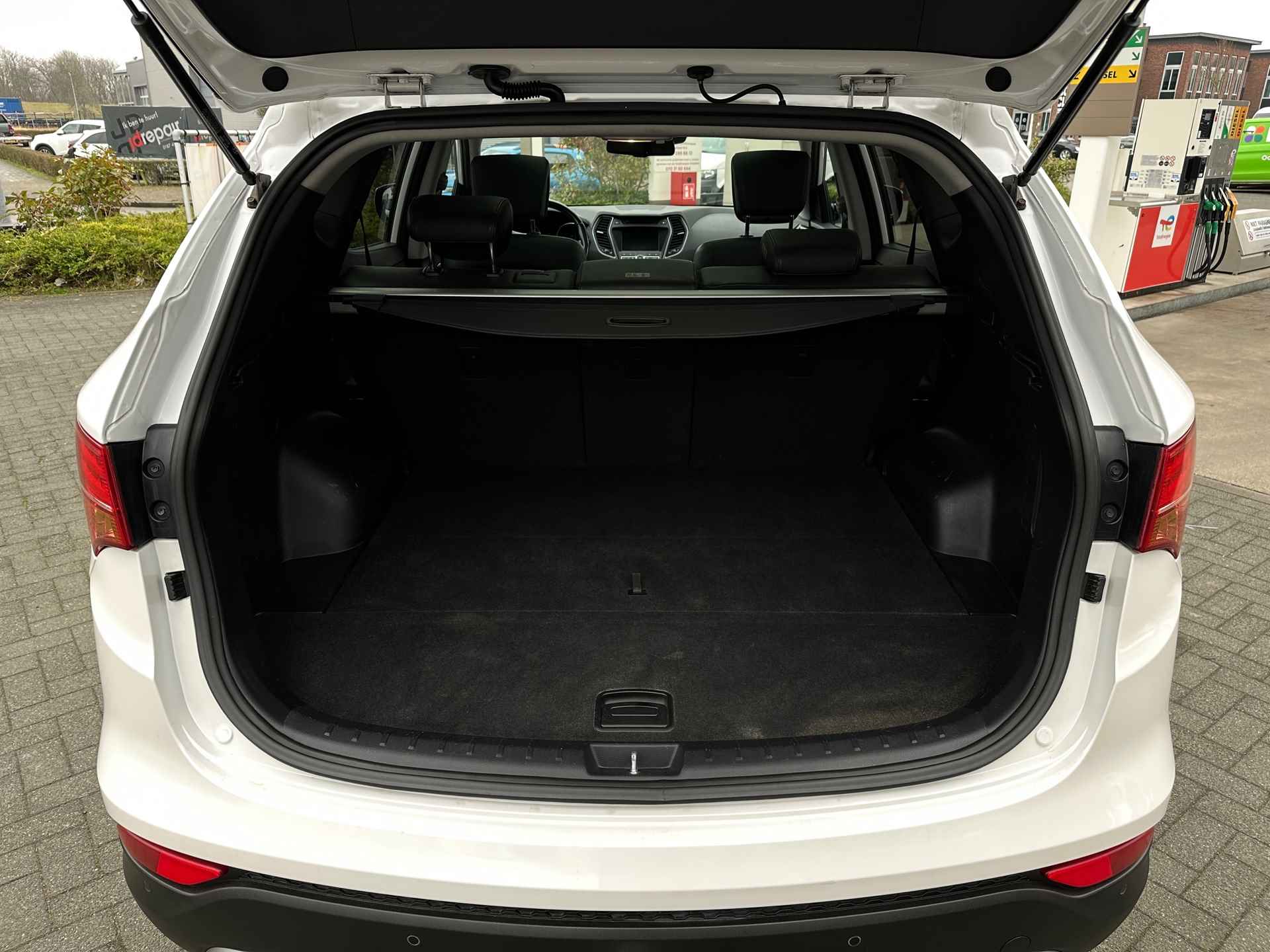 Hyundai Santa Fe 2.4i GDI i-Catcher|2500kg trekgew|Trekhaak|Panoramadak|Stoelverw voor en achter|Camera - 38/41