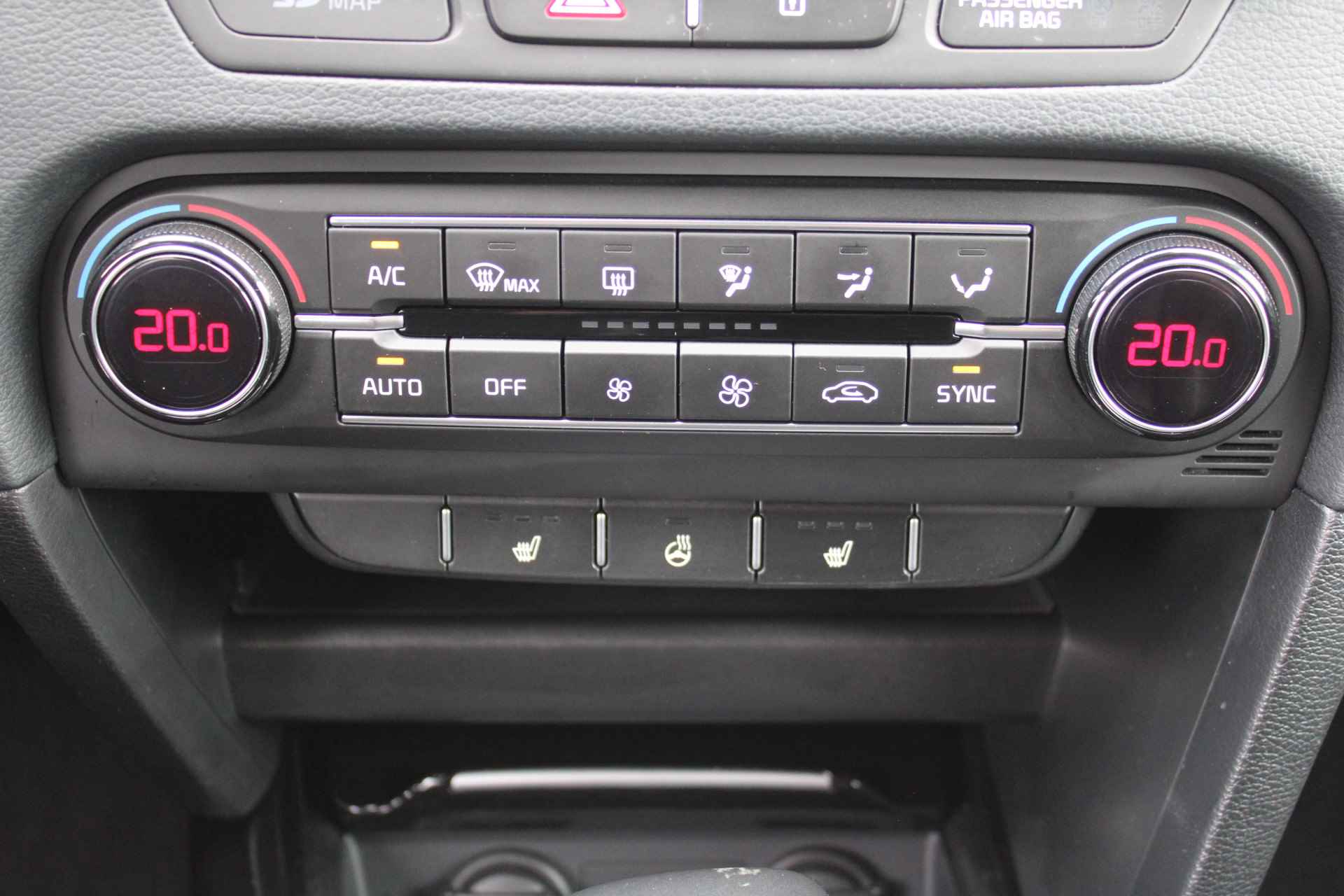 Kia Ceed Sportswagon 1.4 T-GDi DCT7 DynamicPlusLine | BTW Auto | Automaat | Trekhaak | Keyless | Navi | Stoel verwarming | - 21/32