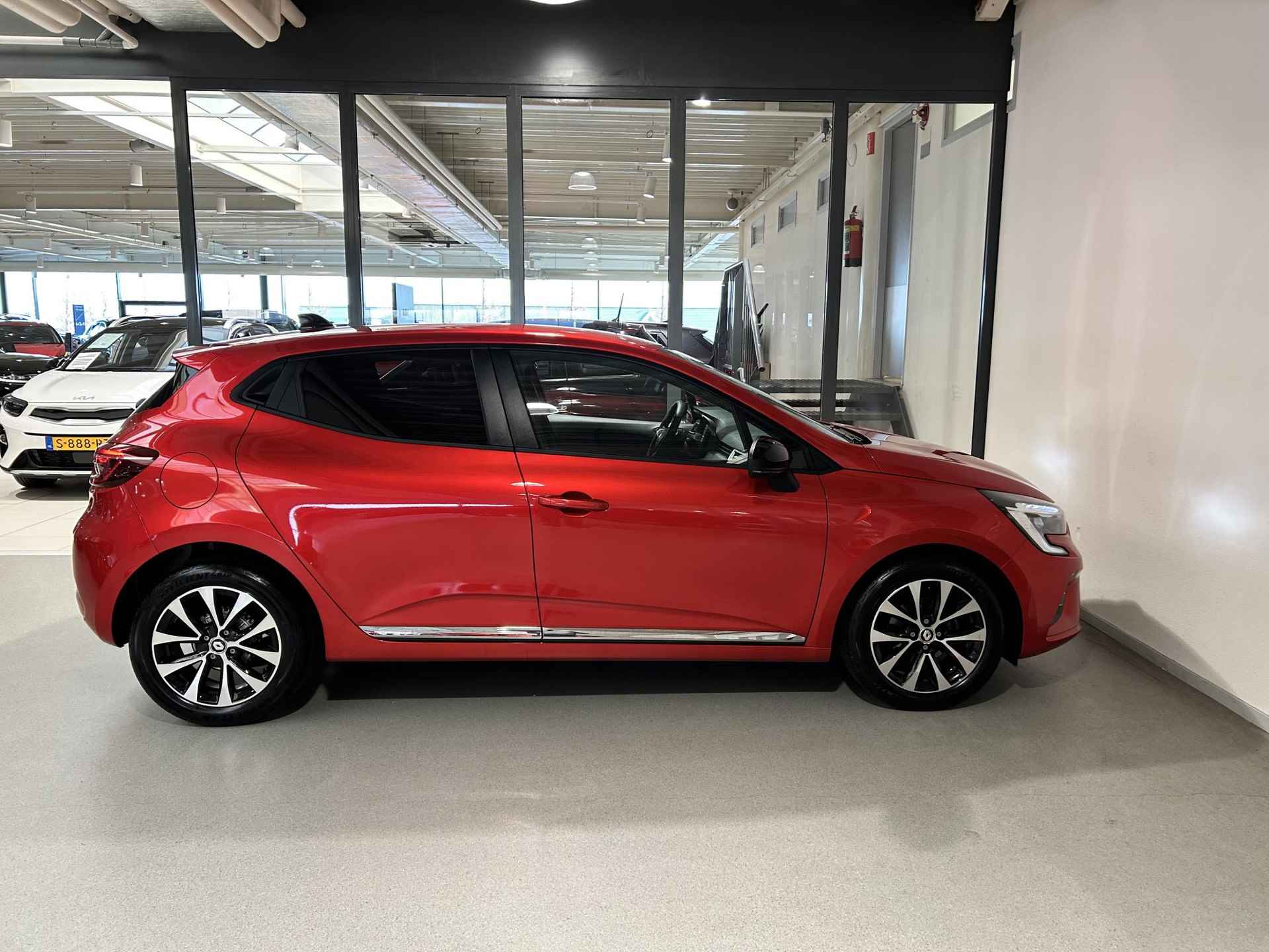 Renault Clio 1.0 TCe Zen Lichtmetalen velgen| Apple Carplay Android Auto|Parkeersensoren |Led| Airco - 5/41