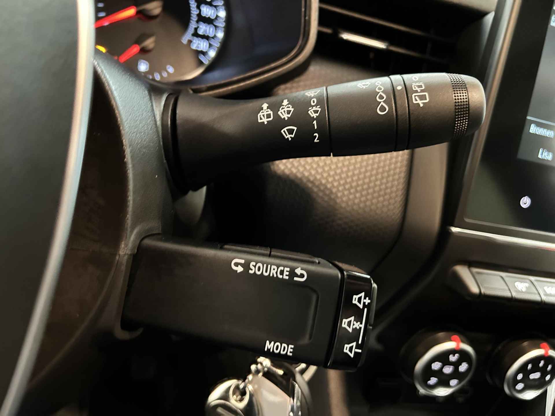 Renault Clio 1.0 TCe Zen Lichtmetalen velgen| Apple Carplay Android Auto|Parkeersensoren |Led| Airco - 20/41