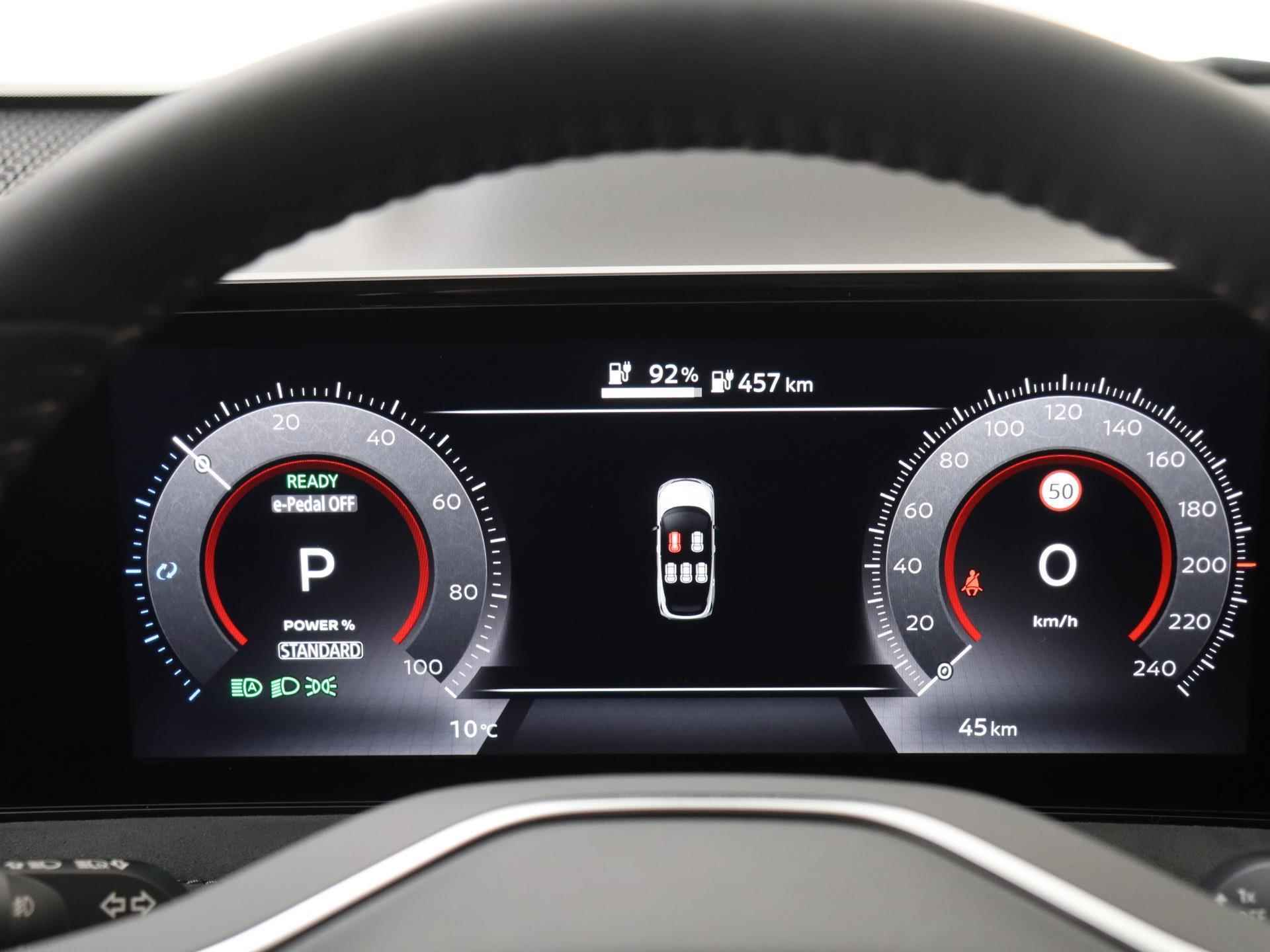 Nissan Ariya 87 kWh Evolve | Sunset Red | Duo-Tone | Panoramadak | Stoelventilatie - 19/31