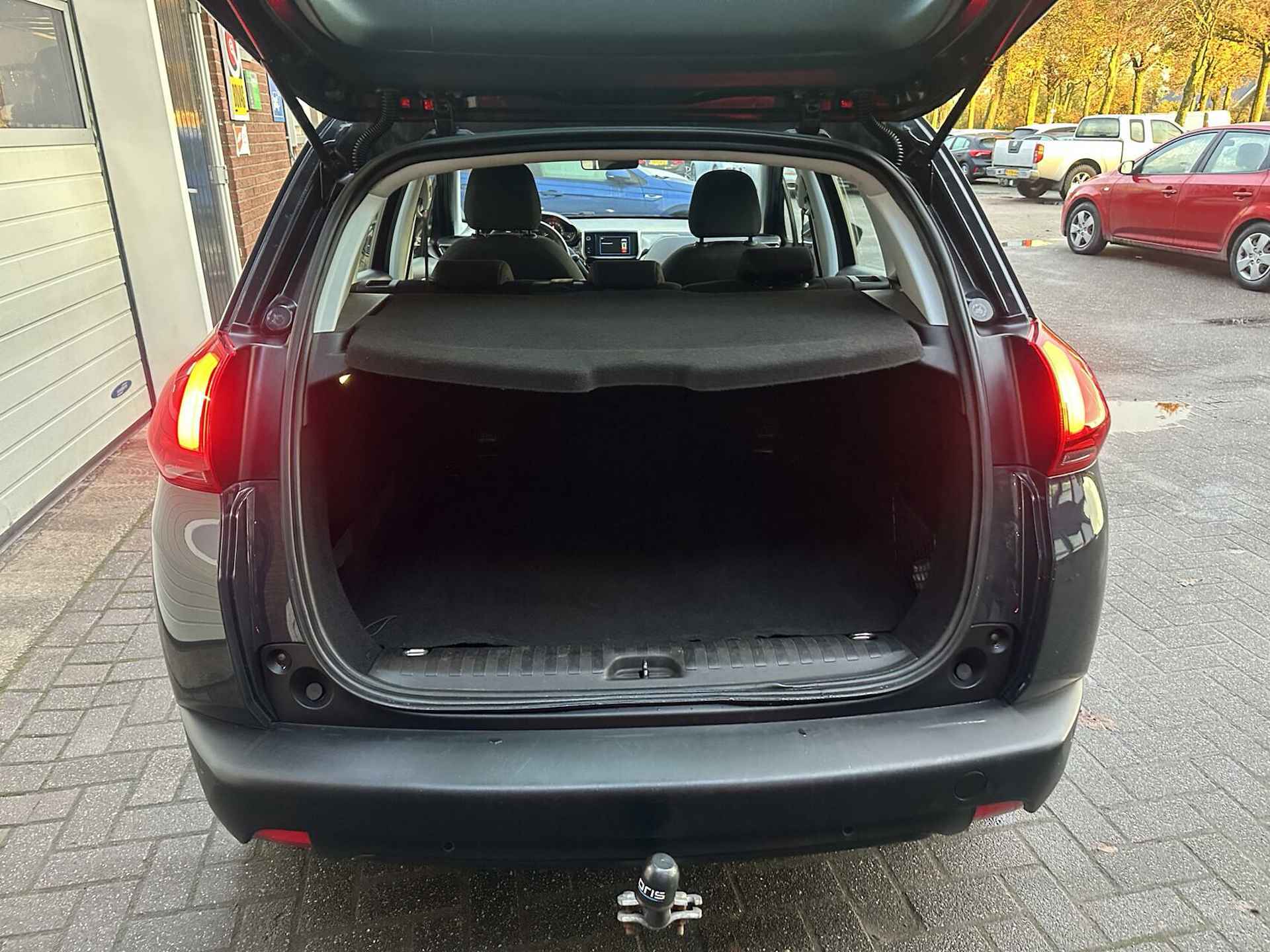 Peugeot 2008 1.2 PureTech TH/NAVI/CARPLAY *ALL-IN PRIJS* - 8/26