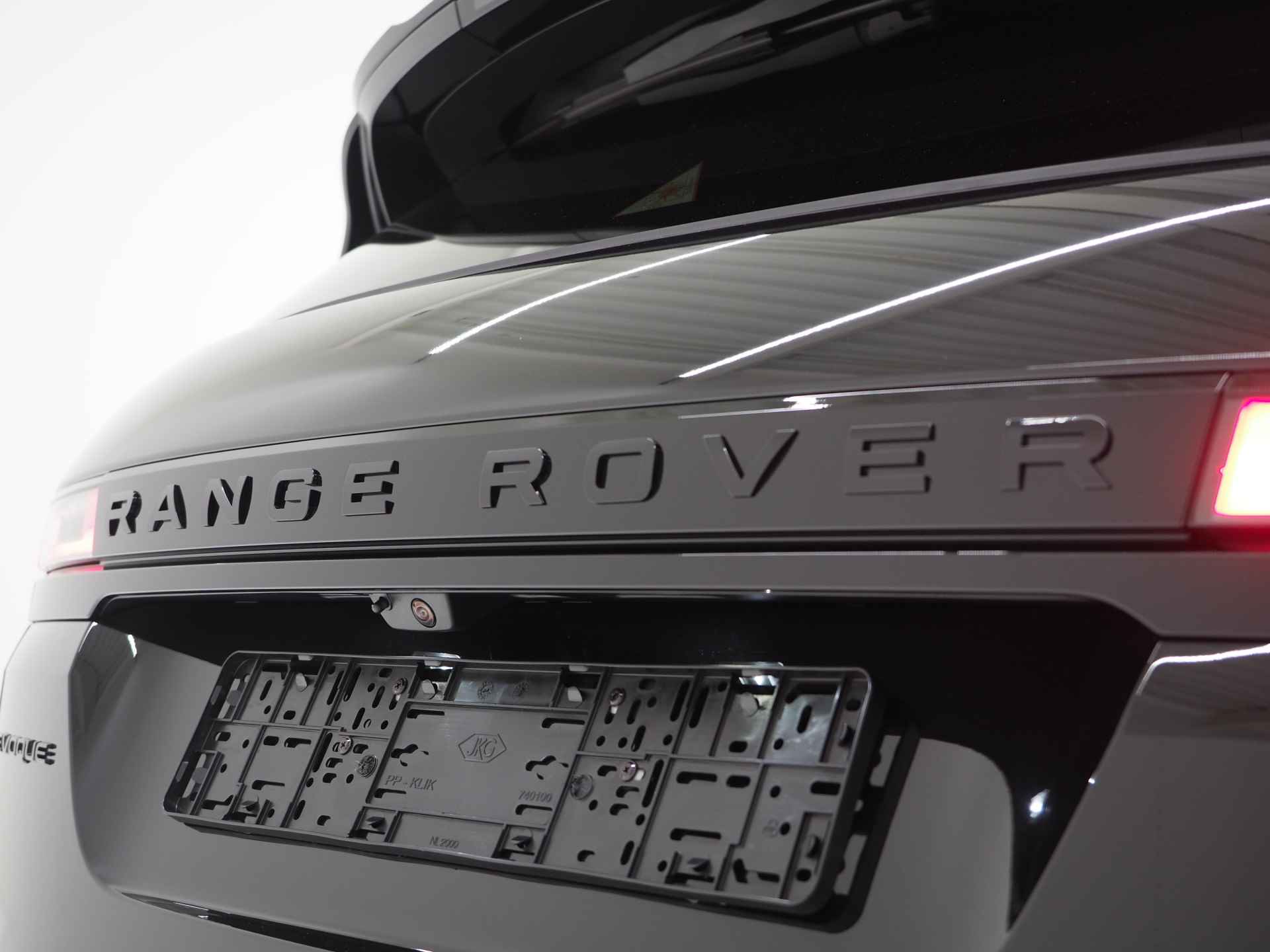 Land Rover Range Rover Evoque 1.5 P270e PHEV AWD SE Limited Edition | 20" Gloss Black | 3D Surround Camera | Cold Climate Pack | - 25/31