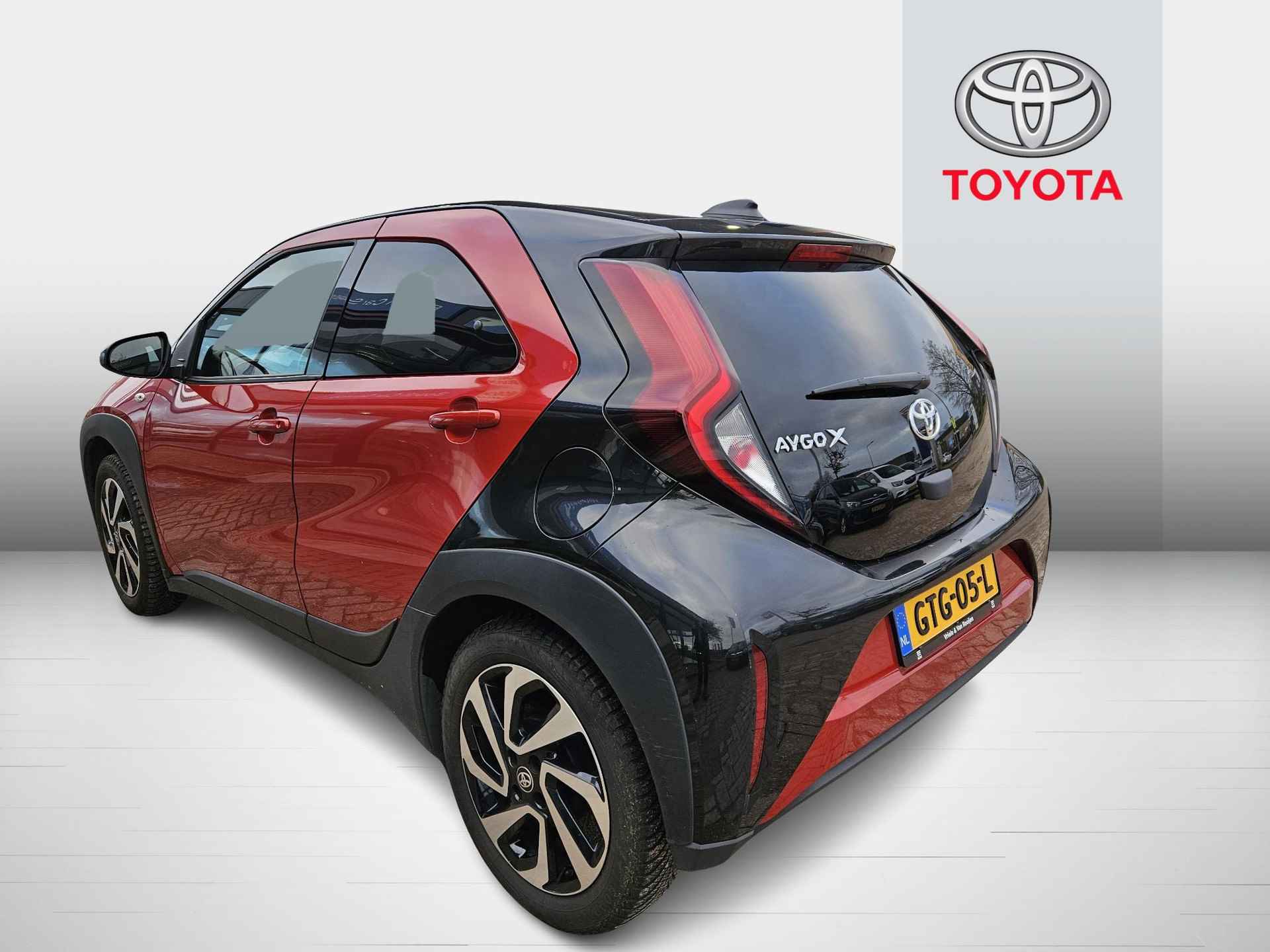 Toyota Aygo X 1.0 VVT-i MT Pulse Navigatie By App | Car play | Camera | Stoelverwarming | Cruise control | LM-Velgen | Electr Ramen ( Vestiging - Vianen Tel: 0347-371248 ) - 32/36