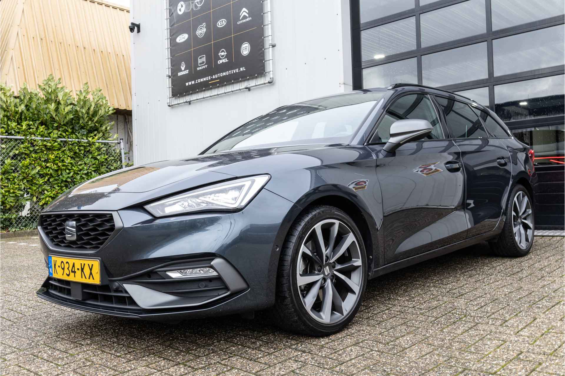 SEAT Leon Sportstourer 1.5 eTSI FR Launch Edition ✅NAV✅Trekhaak✅19inch✅CAM - 5/31