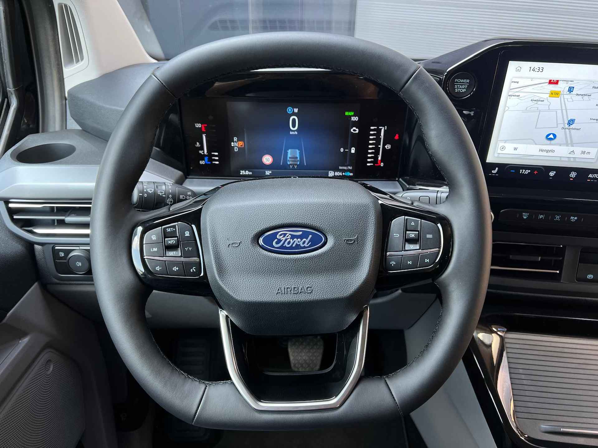 Ford Tourneo Custom 2.5 Plug-in Hybrid 233 PK L2H1 Titanium | 8 Pers. | Adaptive Cruise Control | Soft Close schuifdeuren | BLIS | Zeer luxe | - 18/56