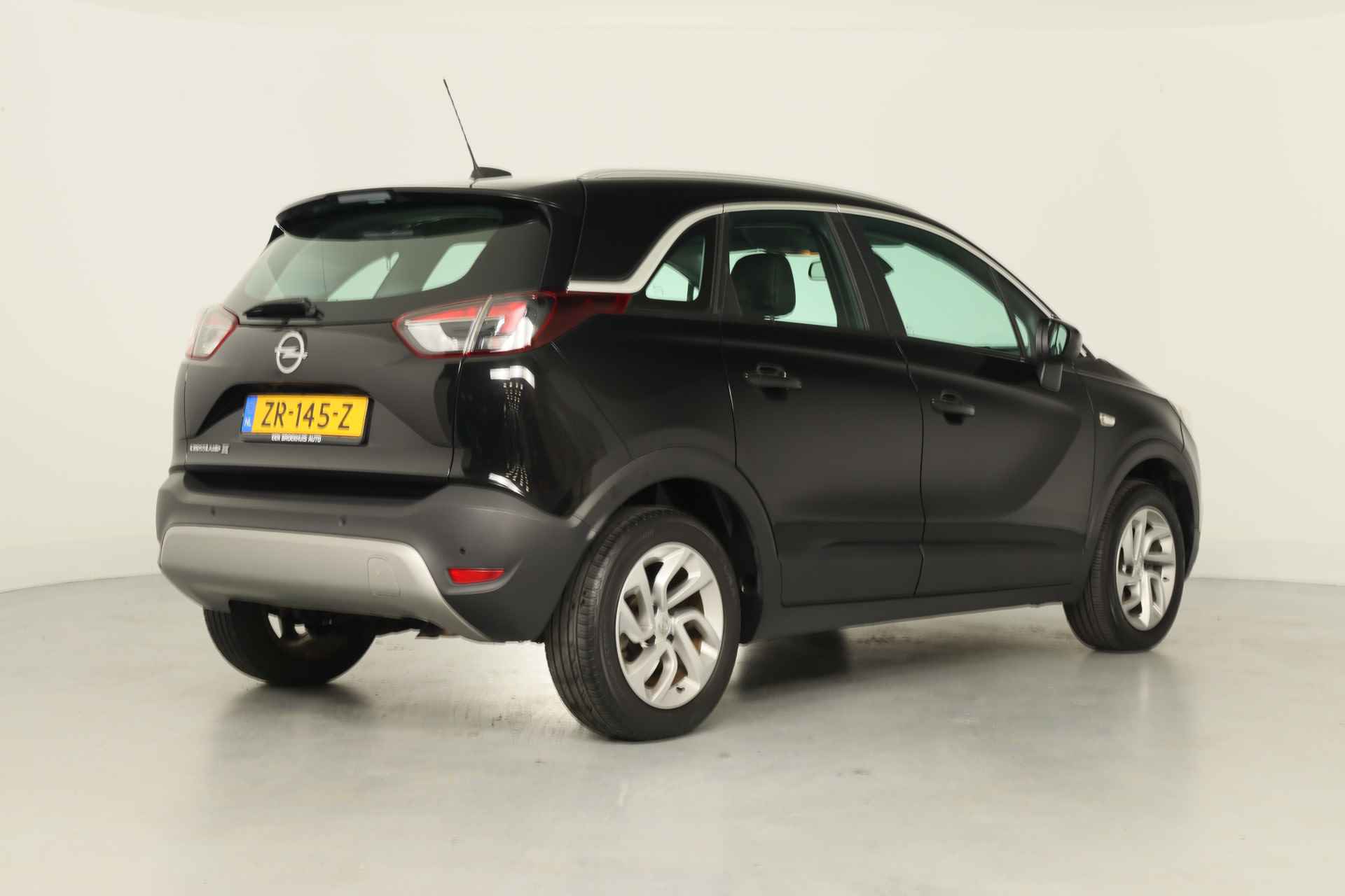 Opel Crossland X 1.2 Turbo Innovation 110 Pk | Navigatie | Climate Control | Half Leder | Keyless | Parkeersensoren | Lichtmetalen Velgen - 2/27