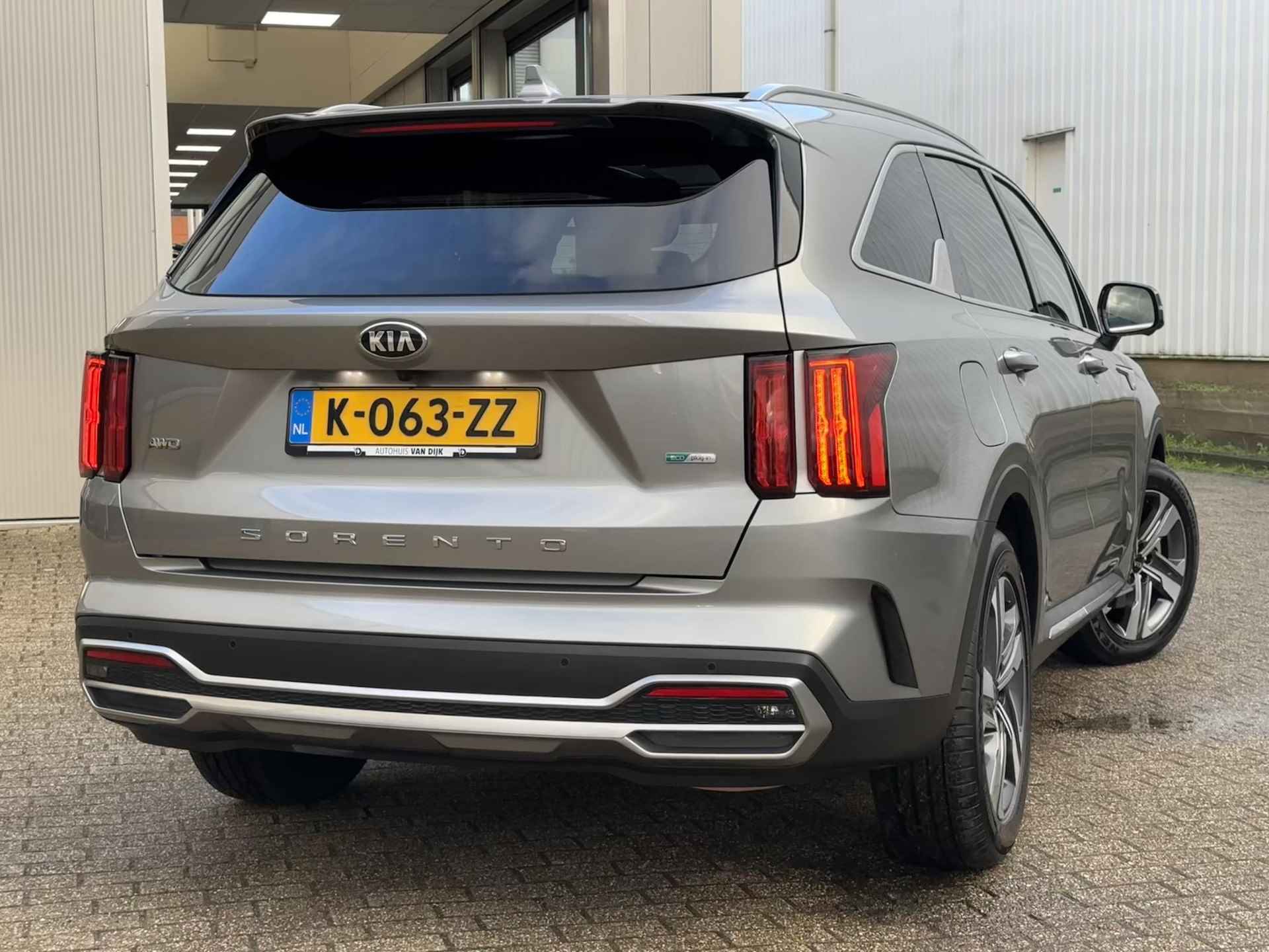 Kia Sorento 1.6 T-GDI Plug-in Hybrid 4WD ExecutiveLine 7p. | Pano-Dak/Leder/HUD/19"/Navi/Carplay - 46/94