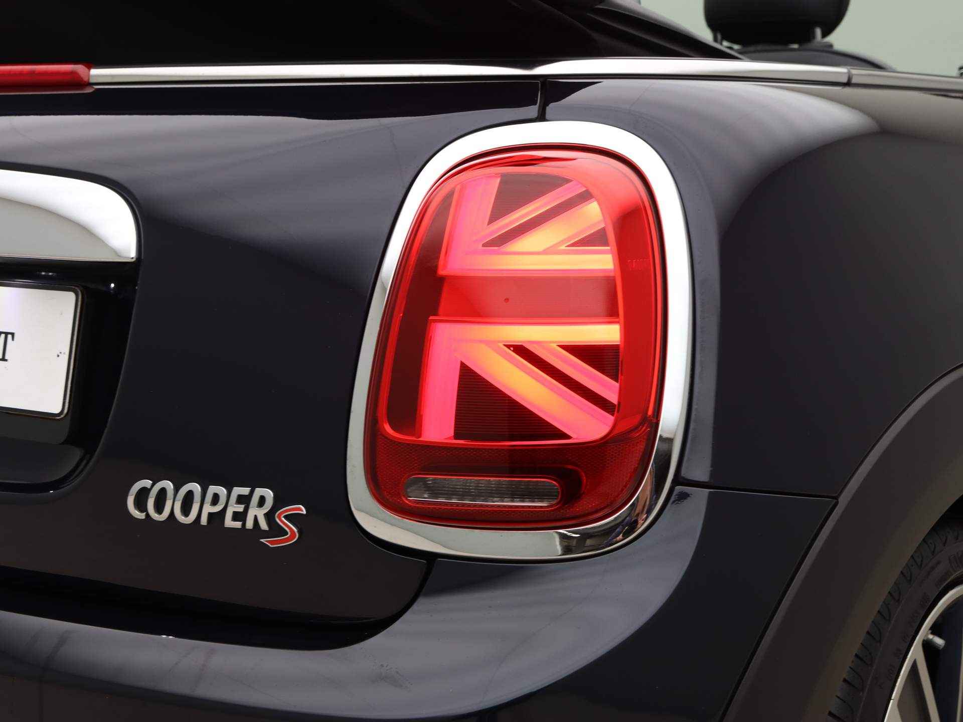 MINI Cabrio Cooper S MINI Yours Uitvoering Aut. - 29/33