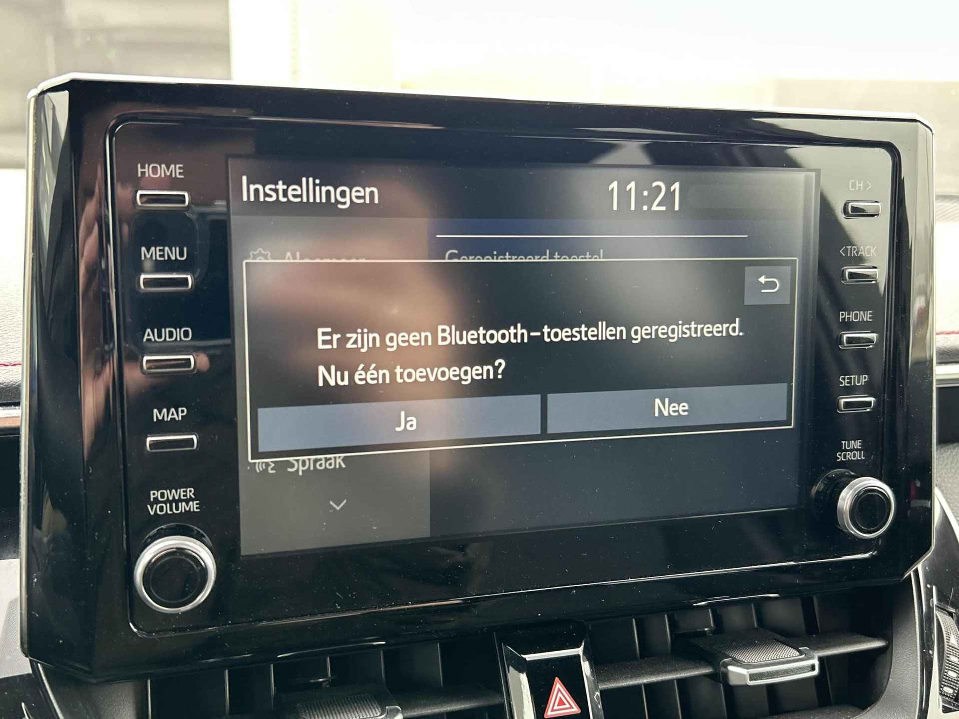 Toyota Corolla 2.0 Hybrid Executive Bi-Tone **APPLE CARPLAY/ DRAADLOOS OPLADEN/ 36 MAANDEN GARANTIE** - 14/33