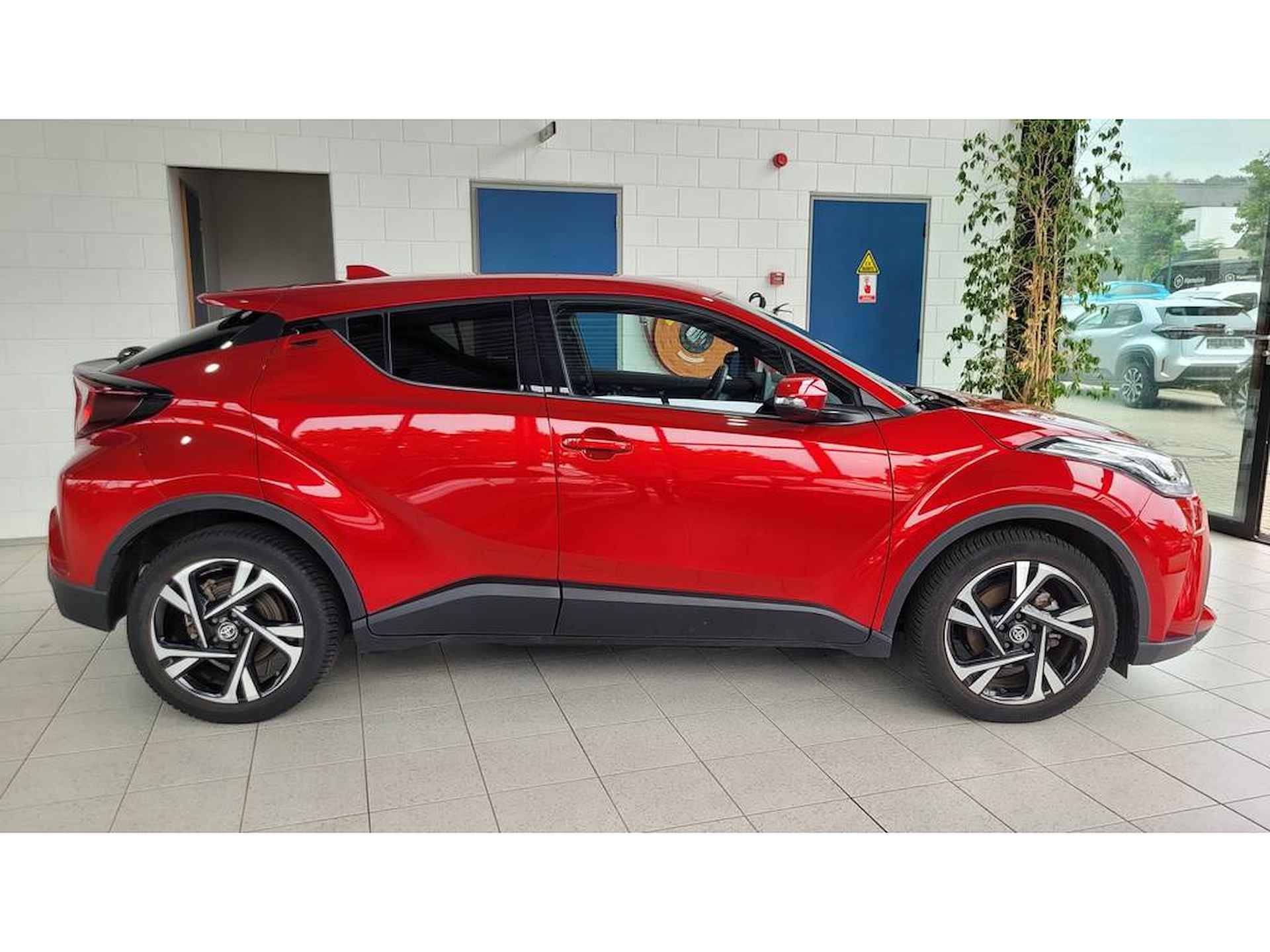 Toyota C-HR 1.8 Style Trekhaak Dodehoek Stoel en stuur verw - 2/18