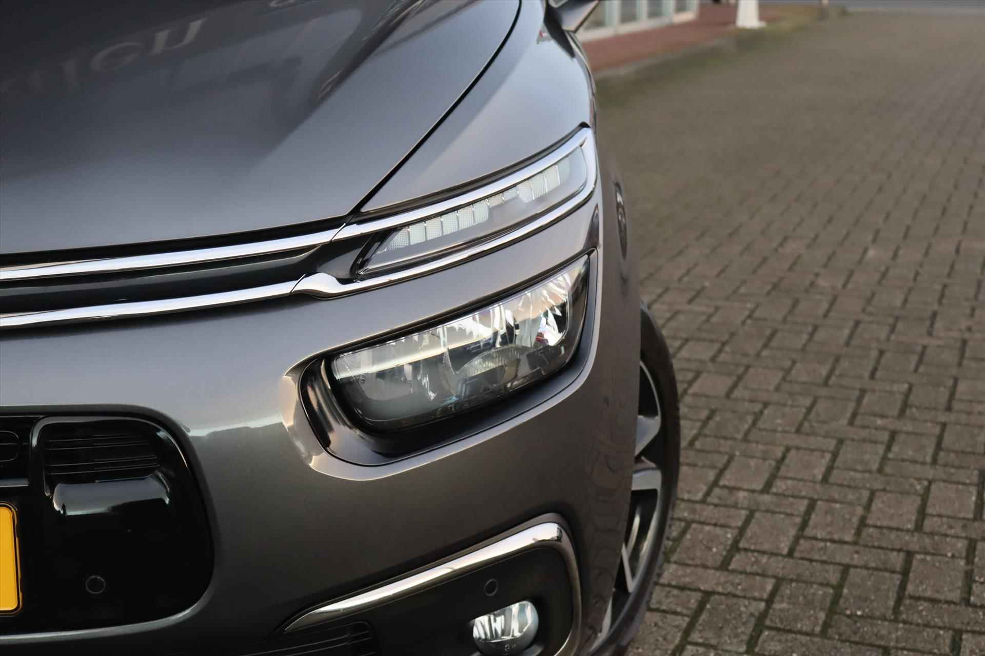 Citroen C4 Picasso 1.2 Puretech 130PK AUTOMAAT FEEL Navi | Camera | Afn. Trekhaak |  Clima | Apple Carplay | Nieuwstaat | - 45/51