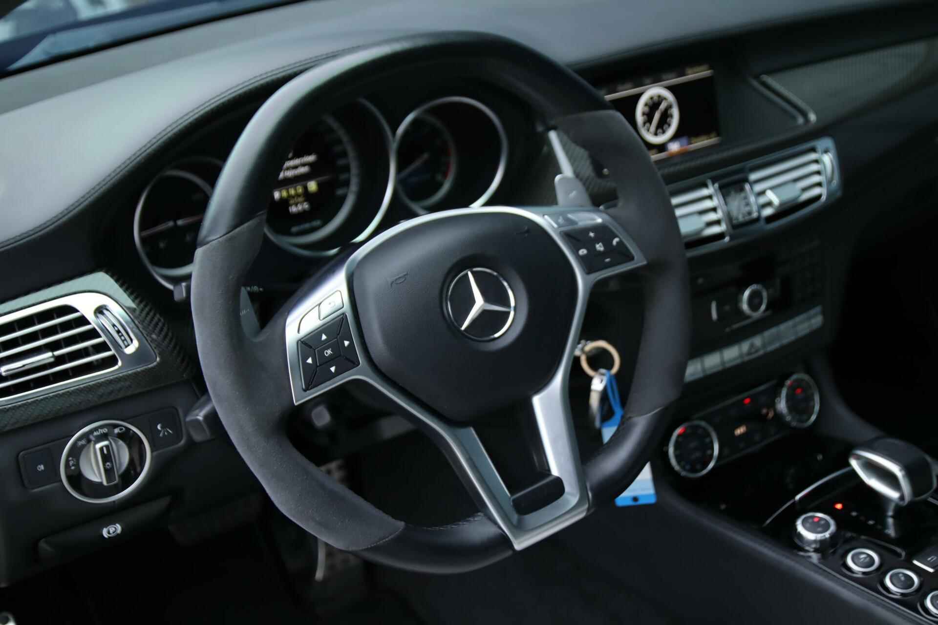 Mercedes CLS-klasse 63 AMG|Carbon|Designo|Adaptive|Schuifdak - 30/47