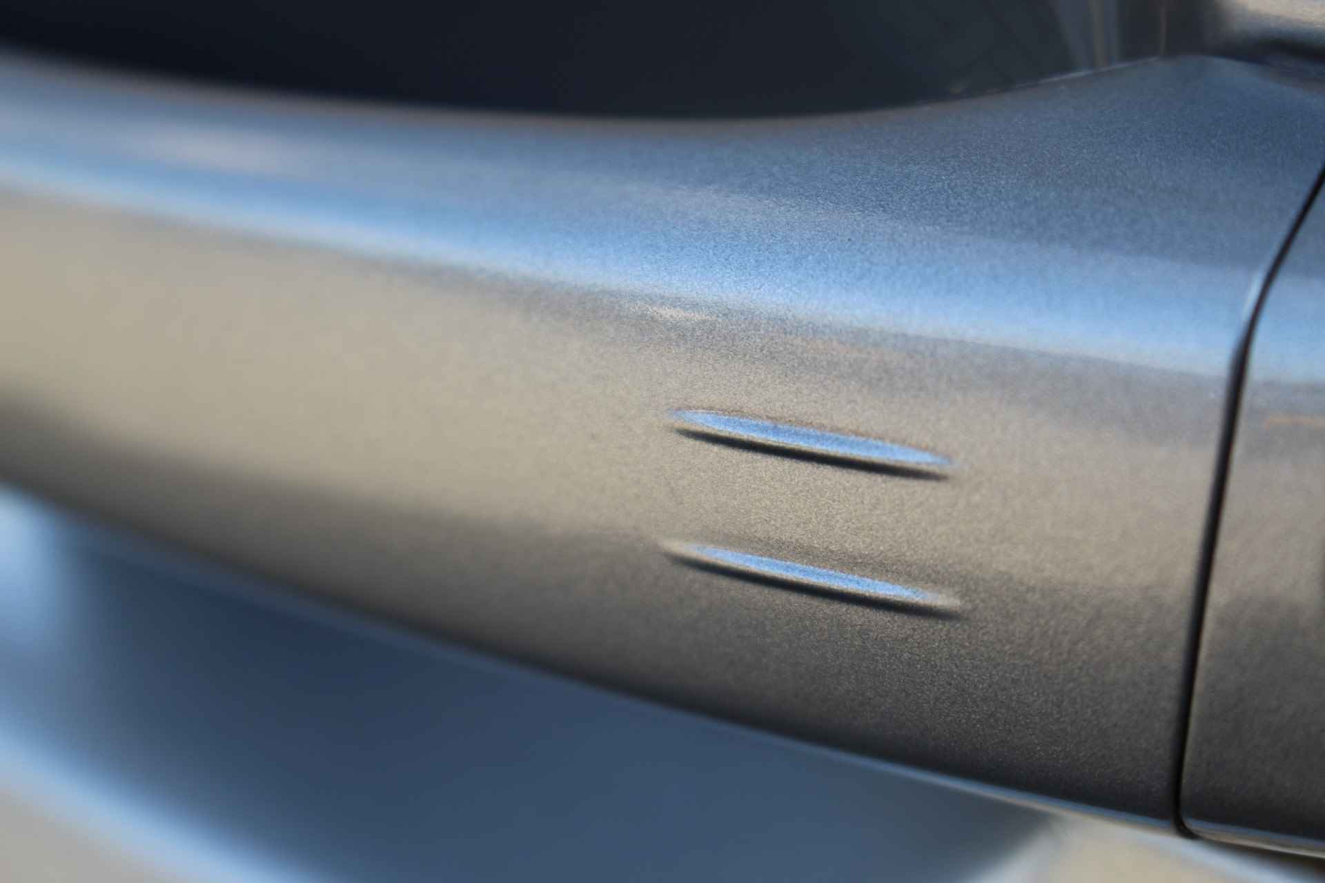 Peugeot 208 1.2 100PK GT Pack | Panorama Dak | Alcantara/Leer | Virtueel Dashboard | Navigatie | Camera | Apple/Android Carplay | Adapt. Cruise | Clima | LED | 17" Lichtmetaal | Parkeersensoren Rondom - 15/41