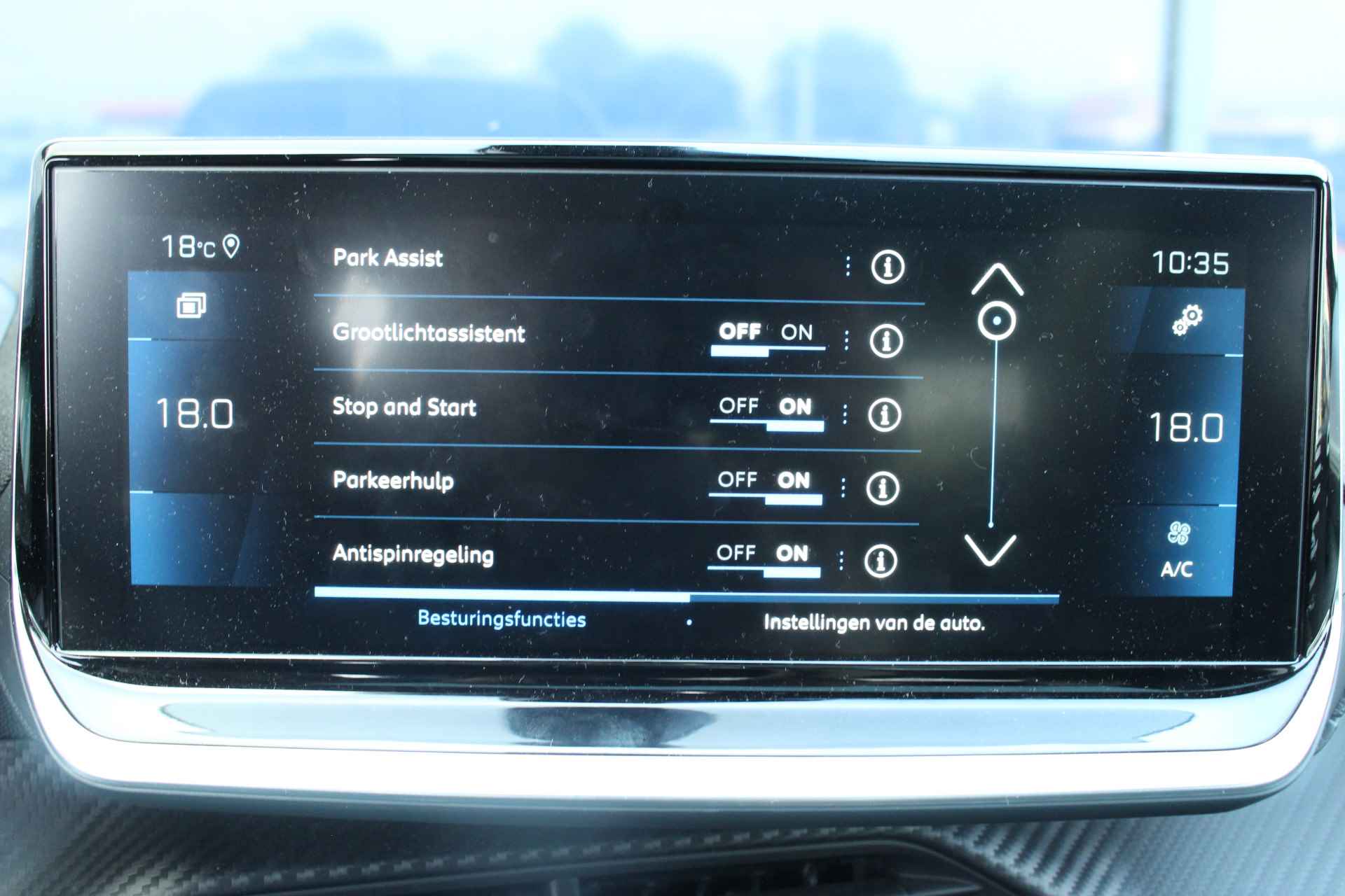 Peugeot 208 1.2 100PK GT Pack | Panorama Dak | Alcantara/Leer | Virtueel Dashboard | Navigatie | Camera | Apple/Android Carplay | Adapt. Cruise | Clima | LED | 17" Lichtmetaal | Parkeersensoren Rondom - 38/41