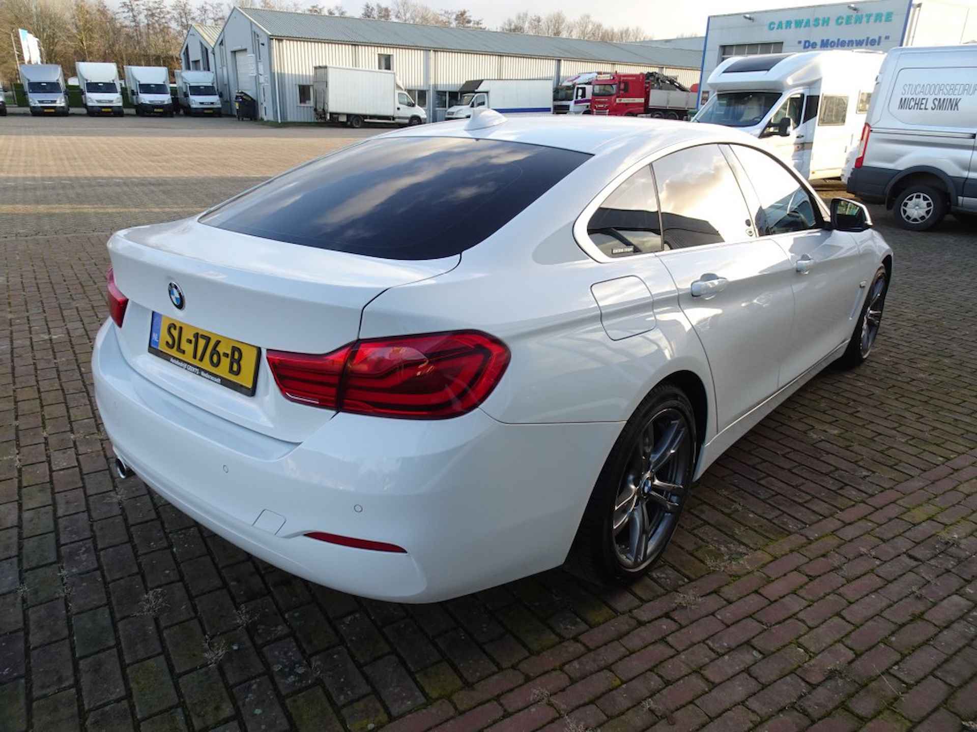 BMW 4-serie 418I Executive PDC/NL aut/Navi/LED/Stoelverwarming - 3/25