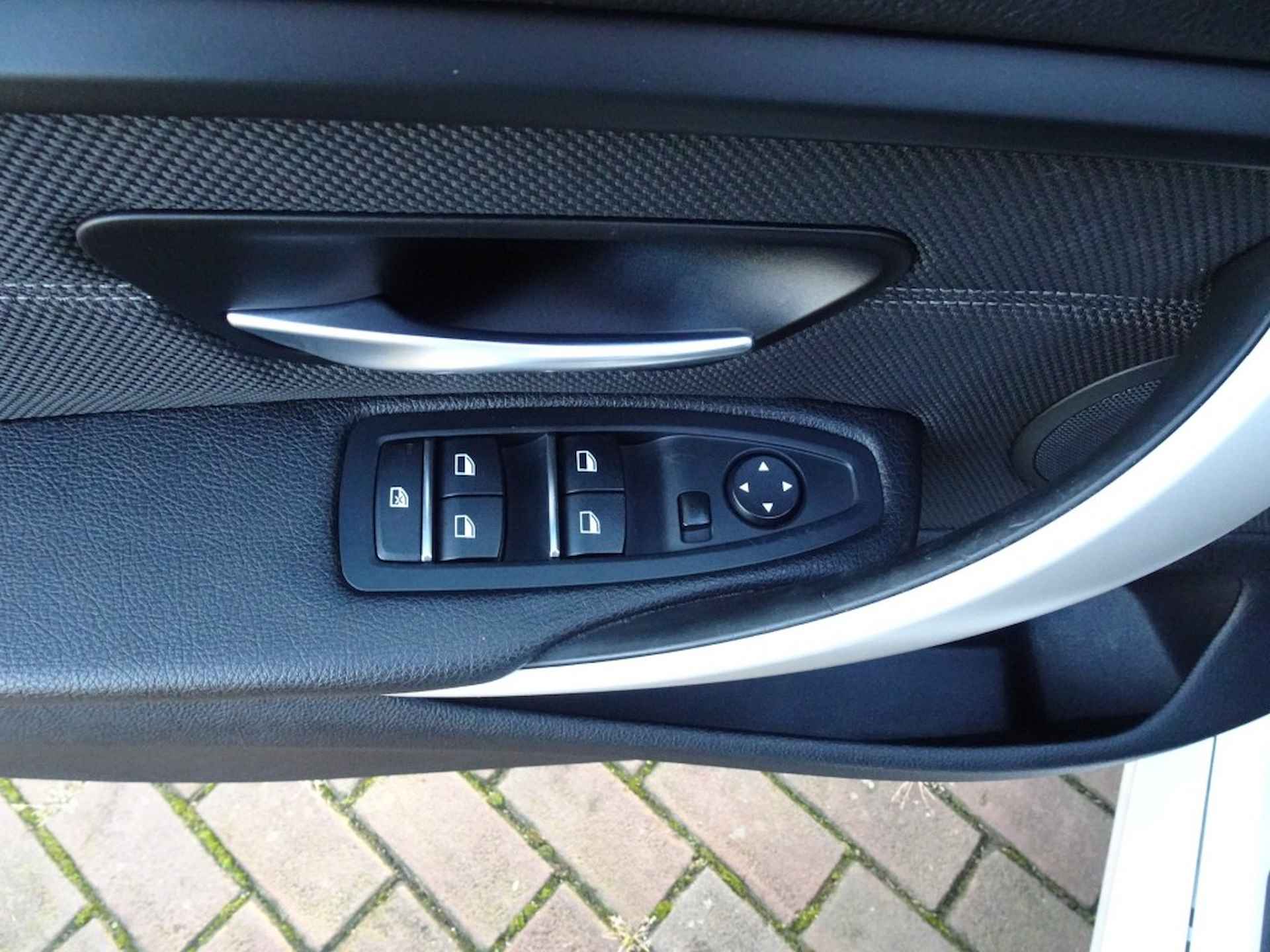 BMW 4-serie 418I Executive PDC/NL aut/Navi/LED/Stoelverwarming - 18/25