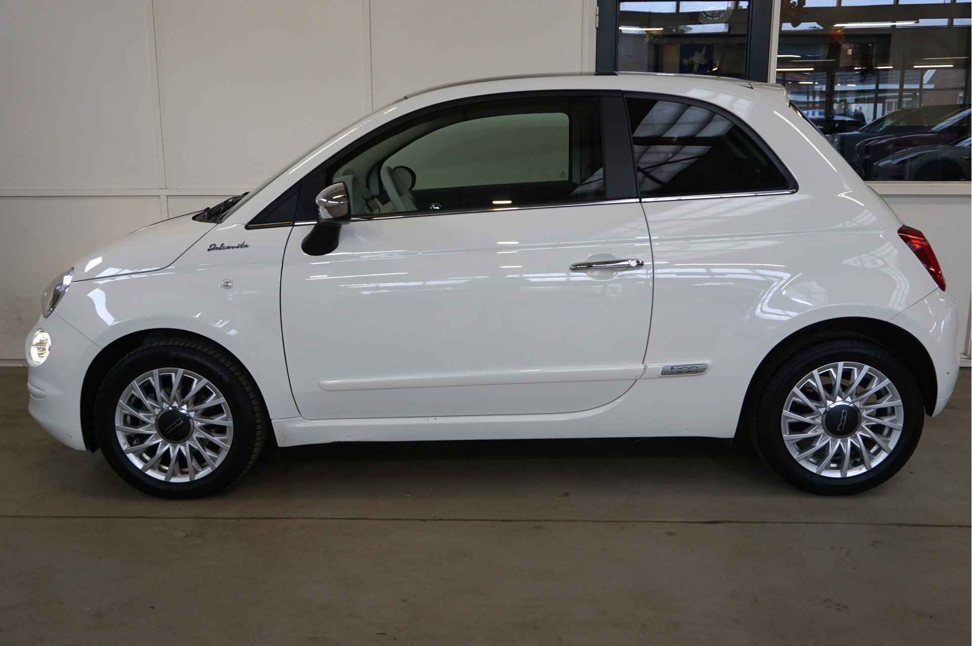 Fiat 500 1.0 Hybrid Dolcevita DAB Airco - 17/27