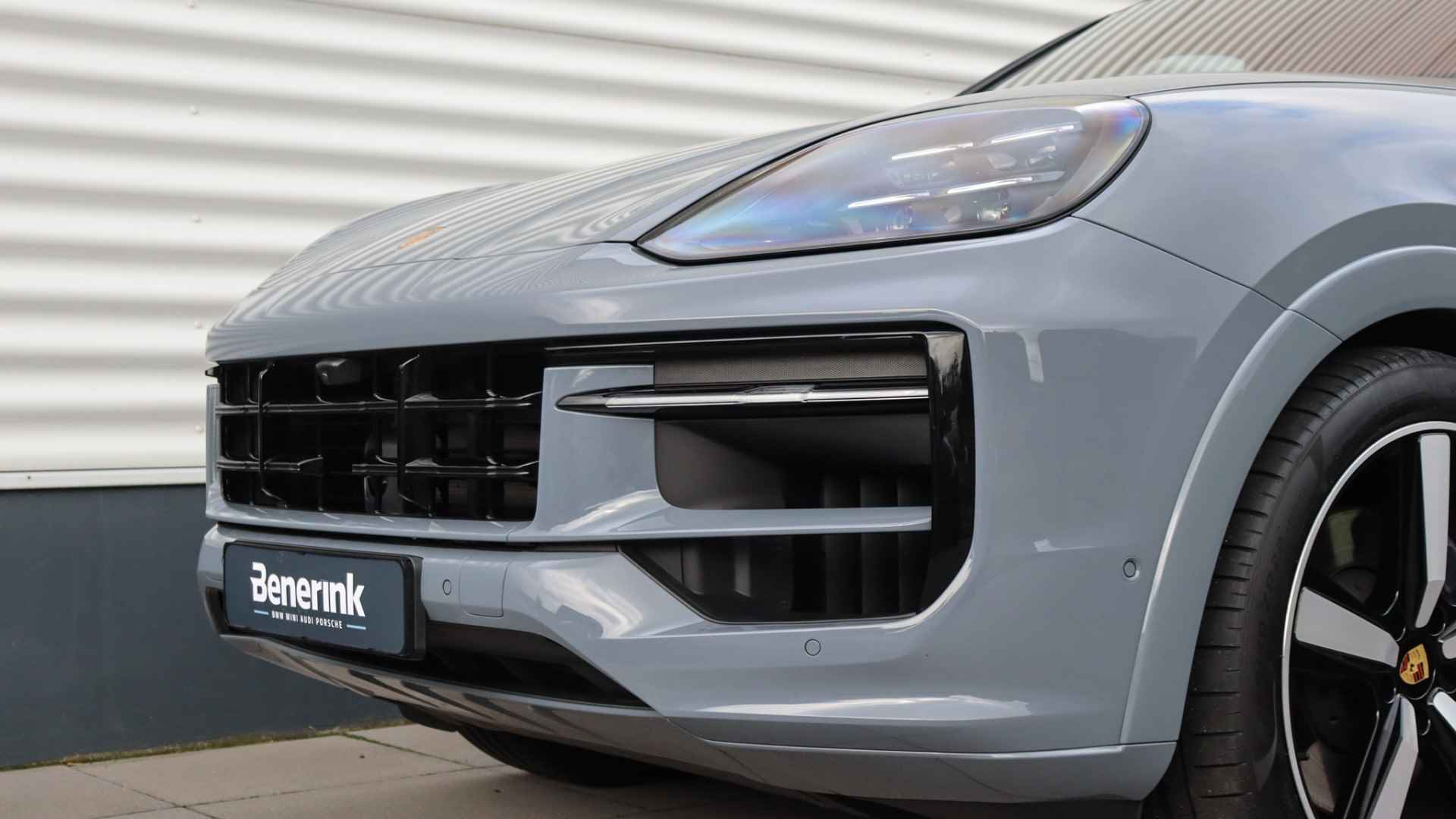 Porsche Cayenne Coupé 3.0 E-Hybrid SportDesign | Stoelventilatie | Head-up | Achterasbesturing | Soft-Close | BOSE Sound | Trekhaak - 21/44